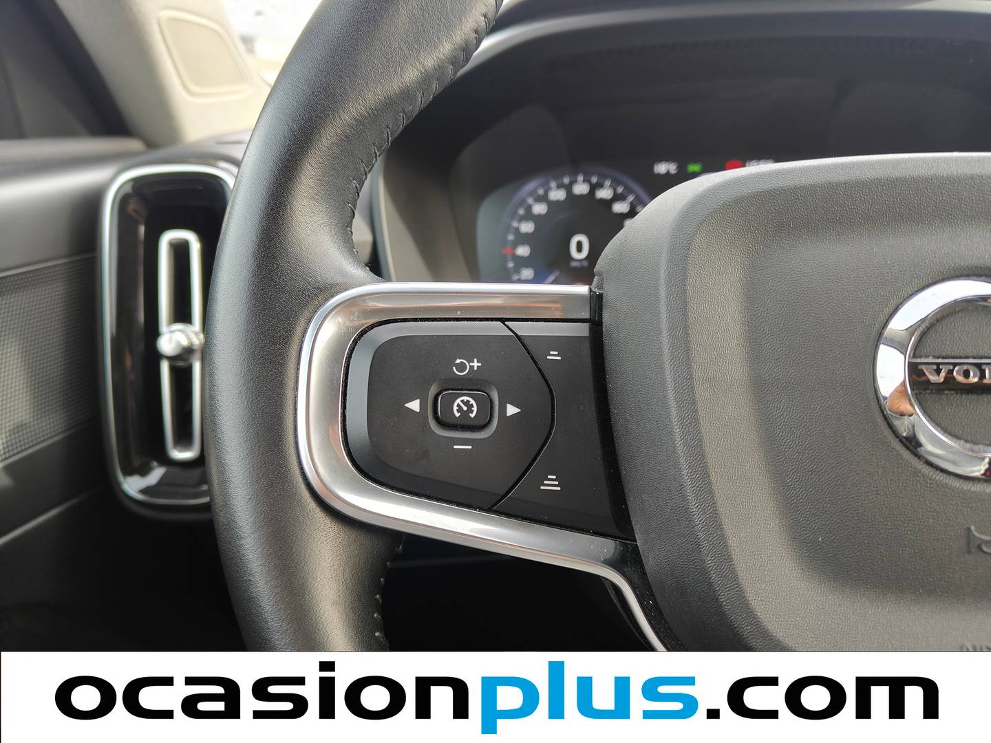 Volvo XC40 Volvo XC40 T3 Momentum Pro Auto (163 CV) seminuevo