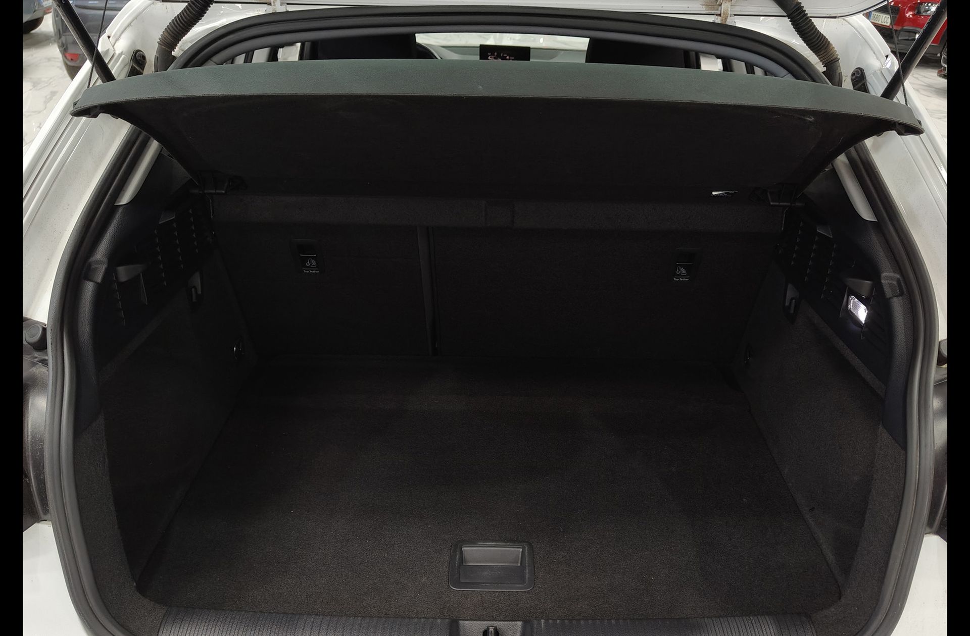 Audi Q2 30 TDI - foto 14