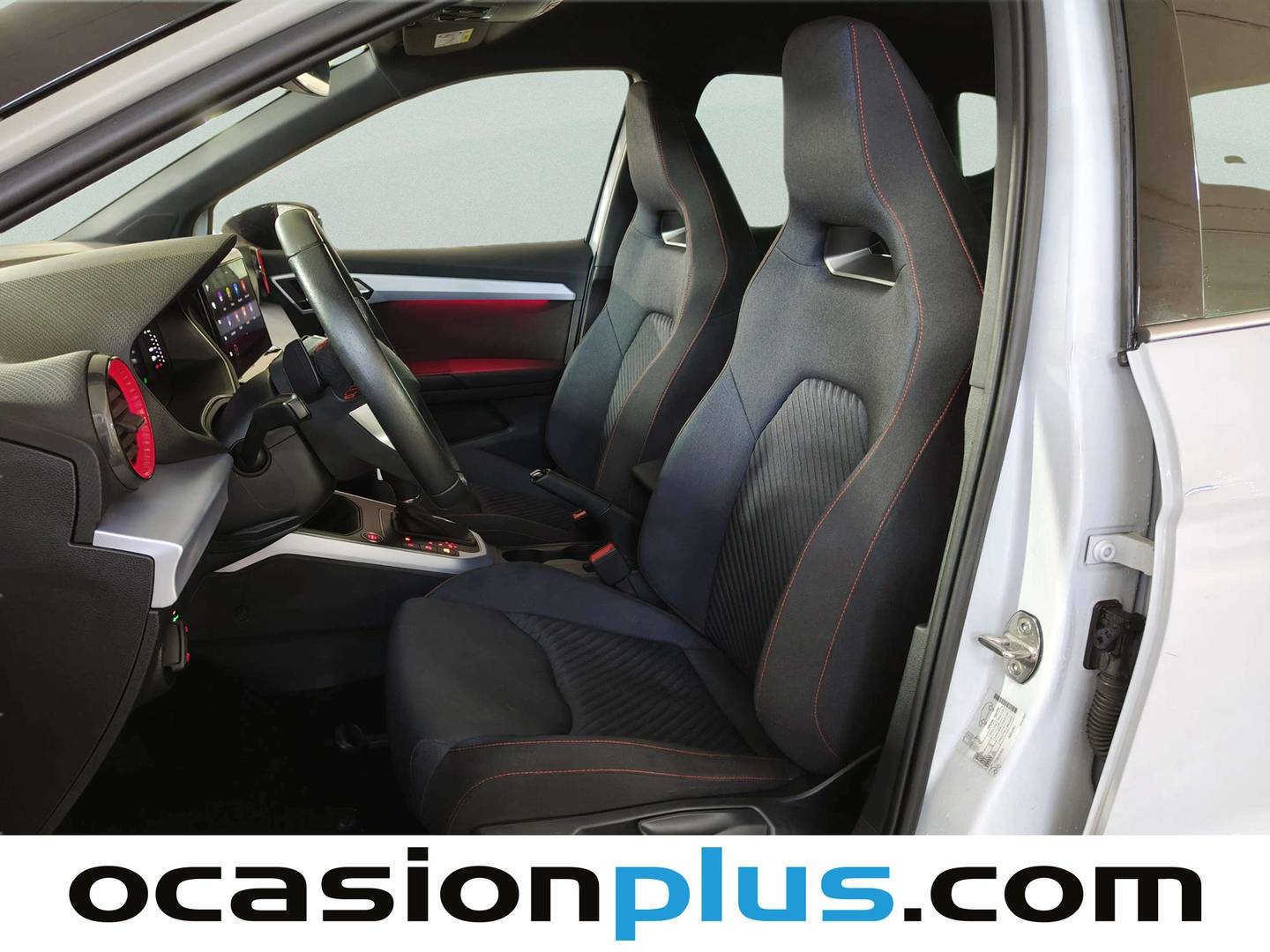 Foto asientos delanteros Seat Arona Seat Arona 1.5 TSI FR Special Edition DSG (150 CV)