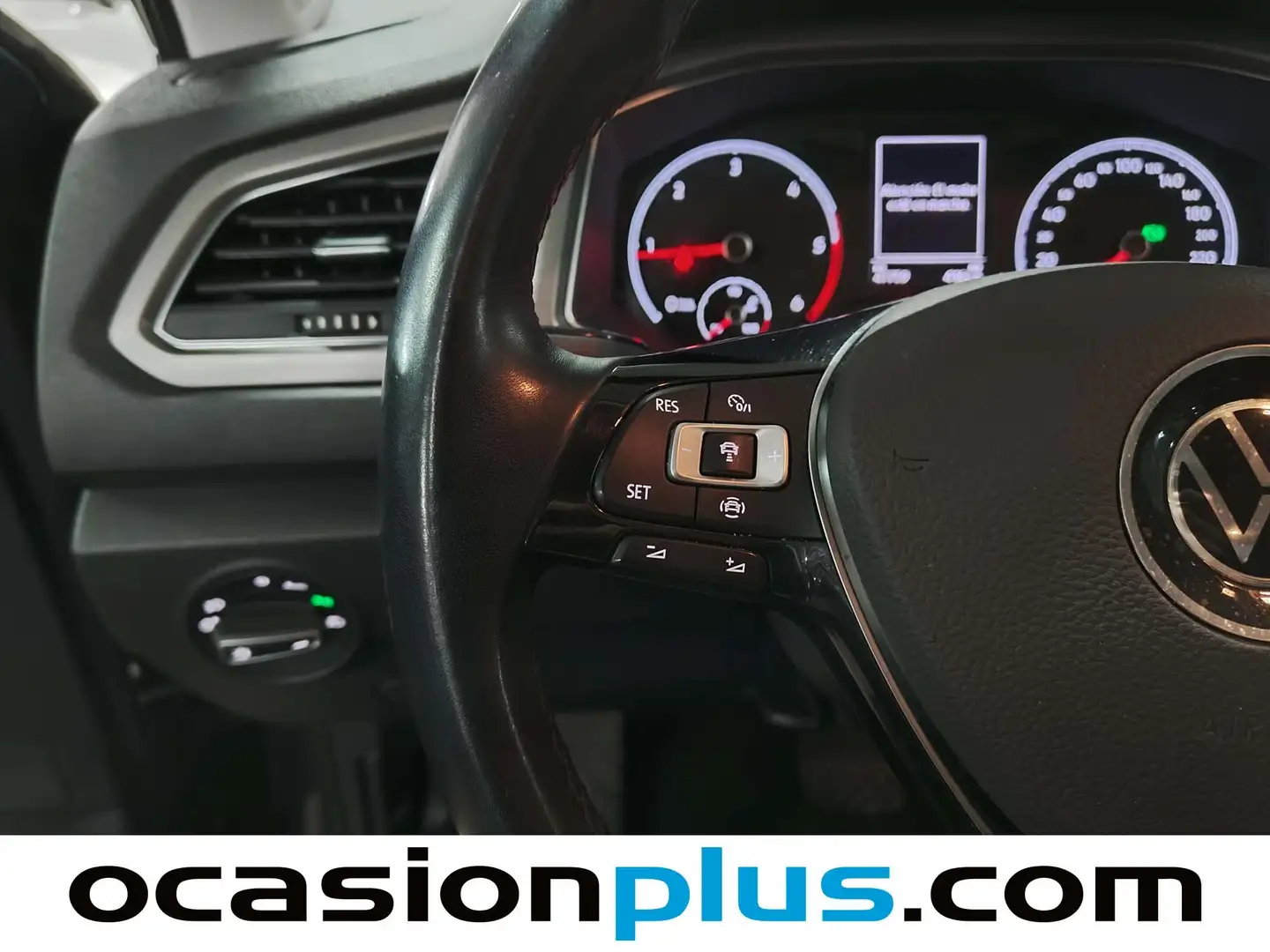 Foto Volkswagen T-Roc Volkswagen T-Roc Advance 2.0 TDI (150 CV) DSG