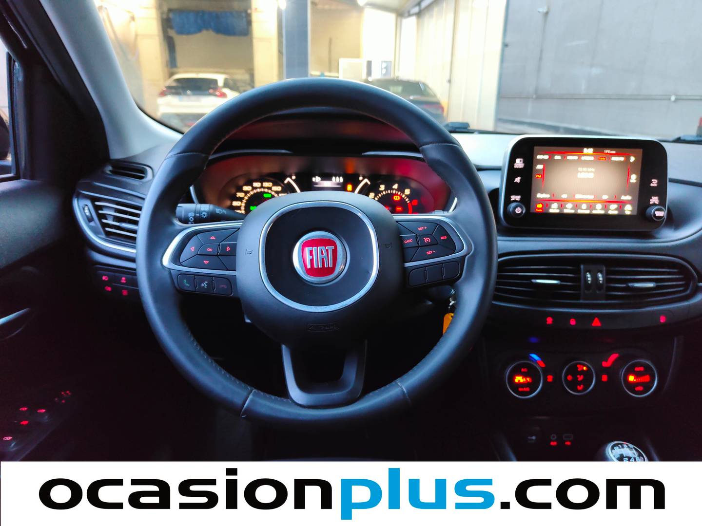 Foto Fiat Tipo Fiat Tipo 1.4 T-Jet Gasolina/GLP Lounge (120 CV)