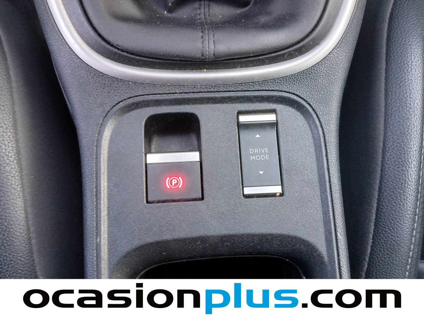 Foto Jeep Avenger Jeep Avenger 1.2 G Summit (100 CV)