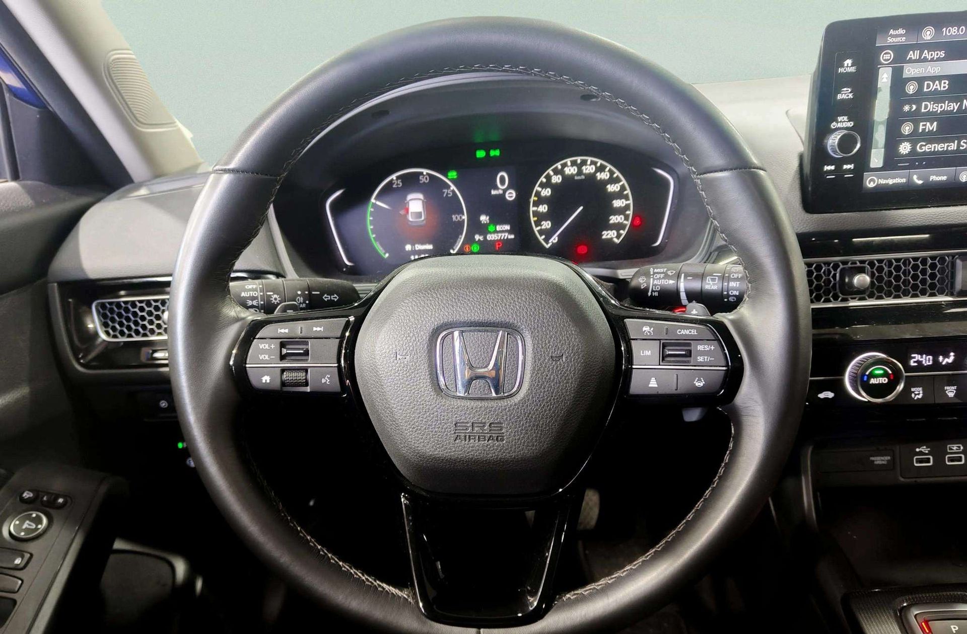 Honda Civic 2.0 i-MMD Elegance CVT - foto 25
