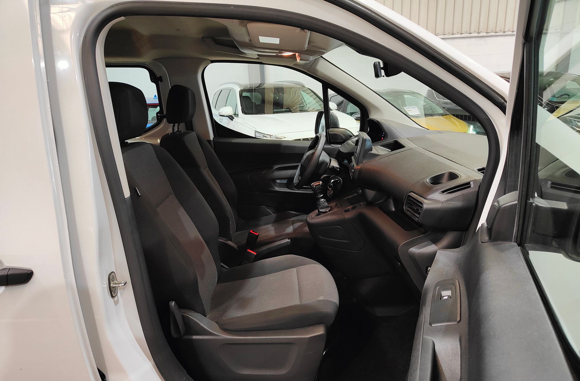 Peugeot Rifter Active Pack Business Standard BlueHDi - foto 14