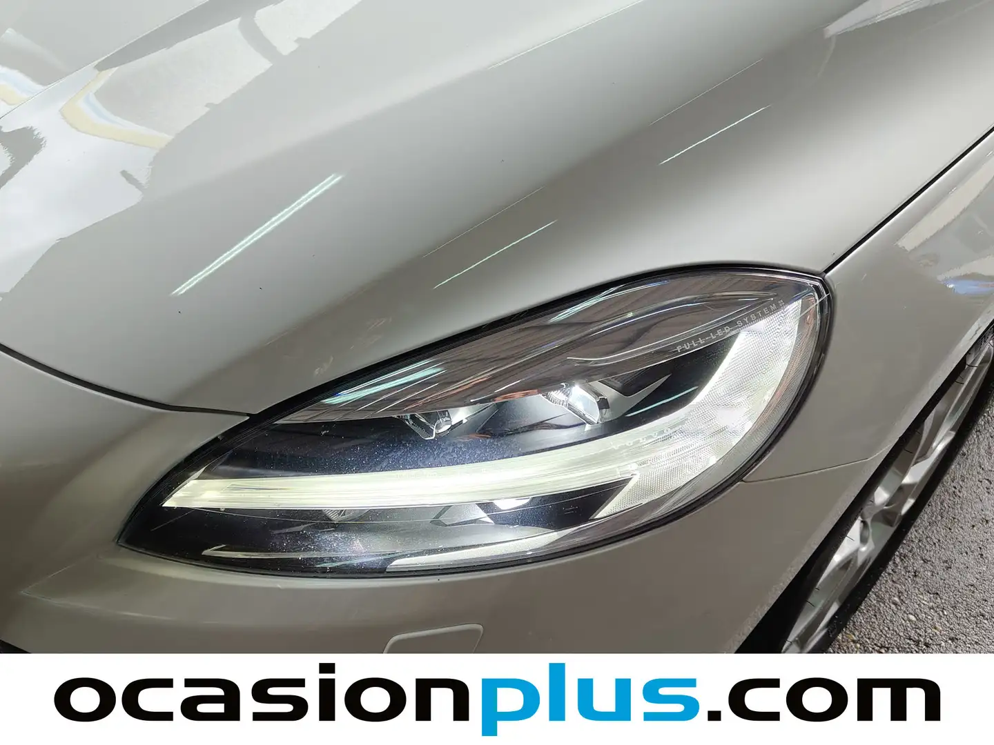 Foto Volvo V40 Cross Country Volvo V40 Cross Country Cross Country T3 Pro Auto  (152 CV)