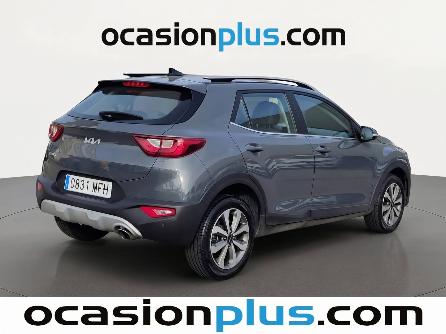Foto trasera KIA Stonic KIA Stonic 1.2 DPi Drive (84 CV) derecha