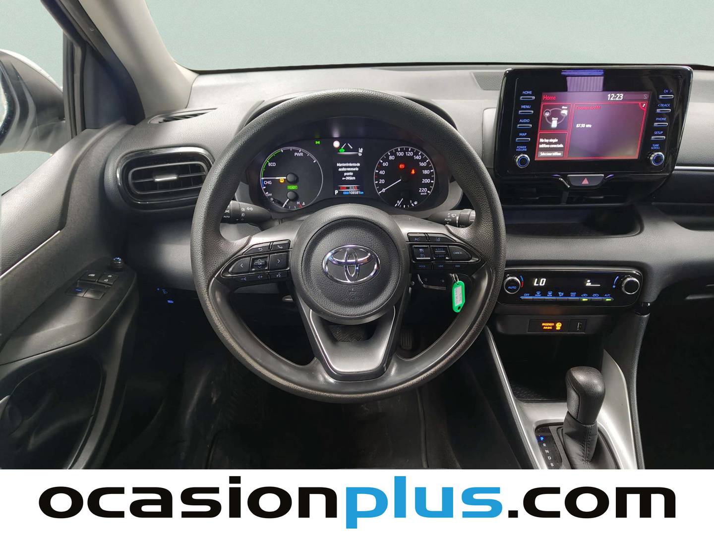 Foto Toyota Yaris Toyota Yaris 120H Business Plus (116 CV)