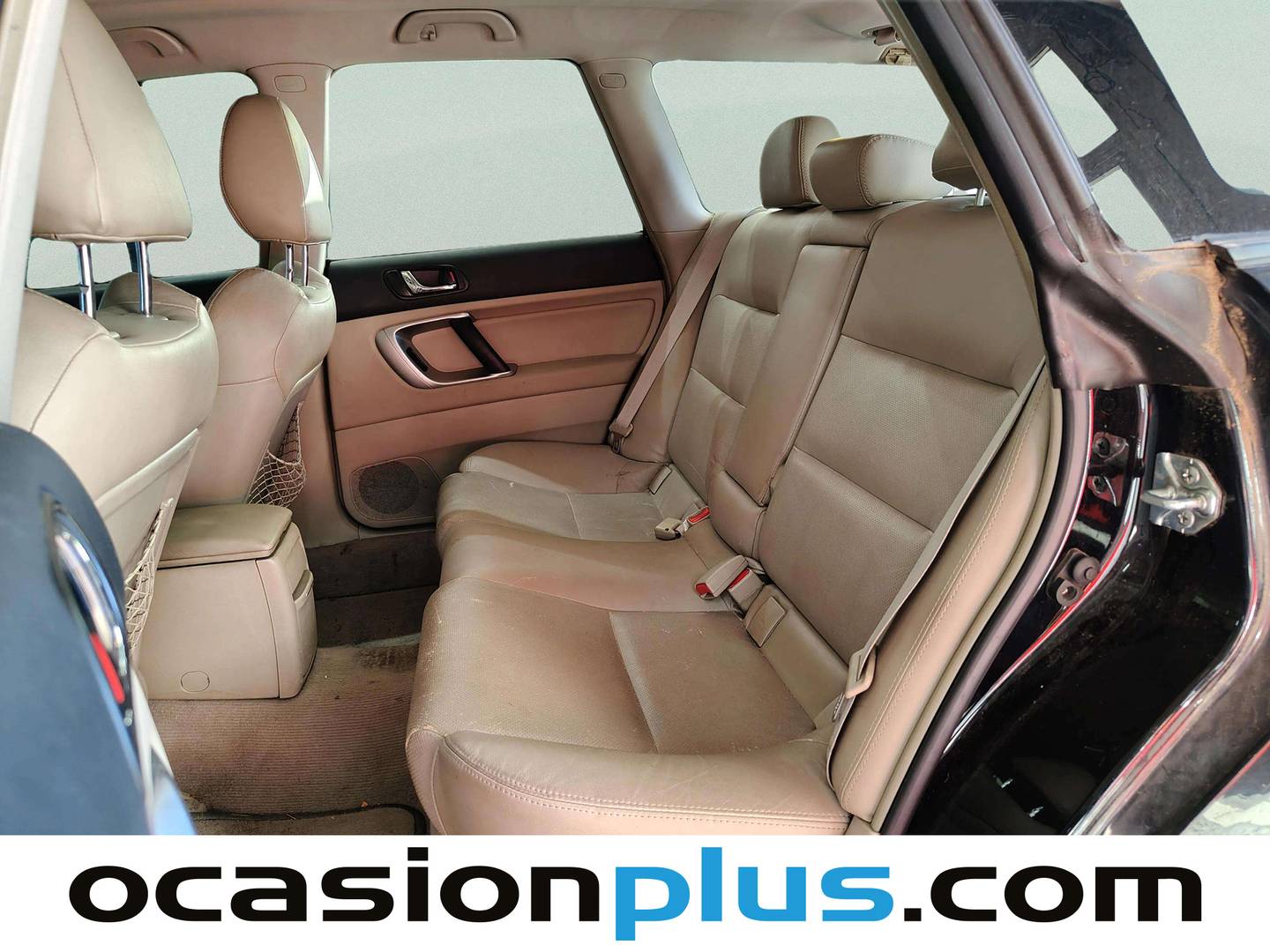 Foto asientos traseros Subaru Legacy Subaru Legacy SW 2.0 Diesel Limited Plus (150 CV)