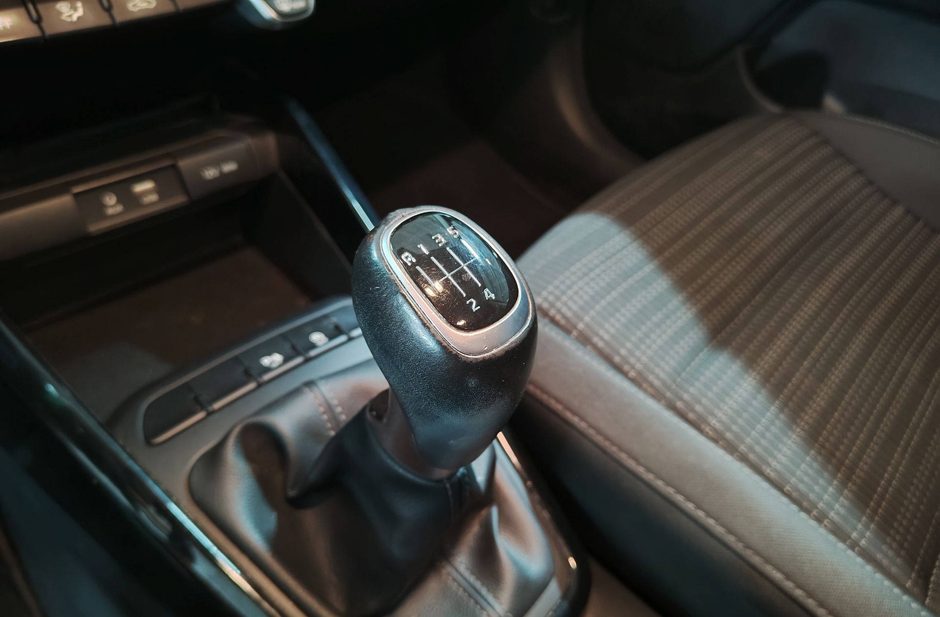 Kia Stonic 1.0 T-GDi Drive - foto 5