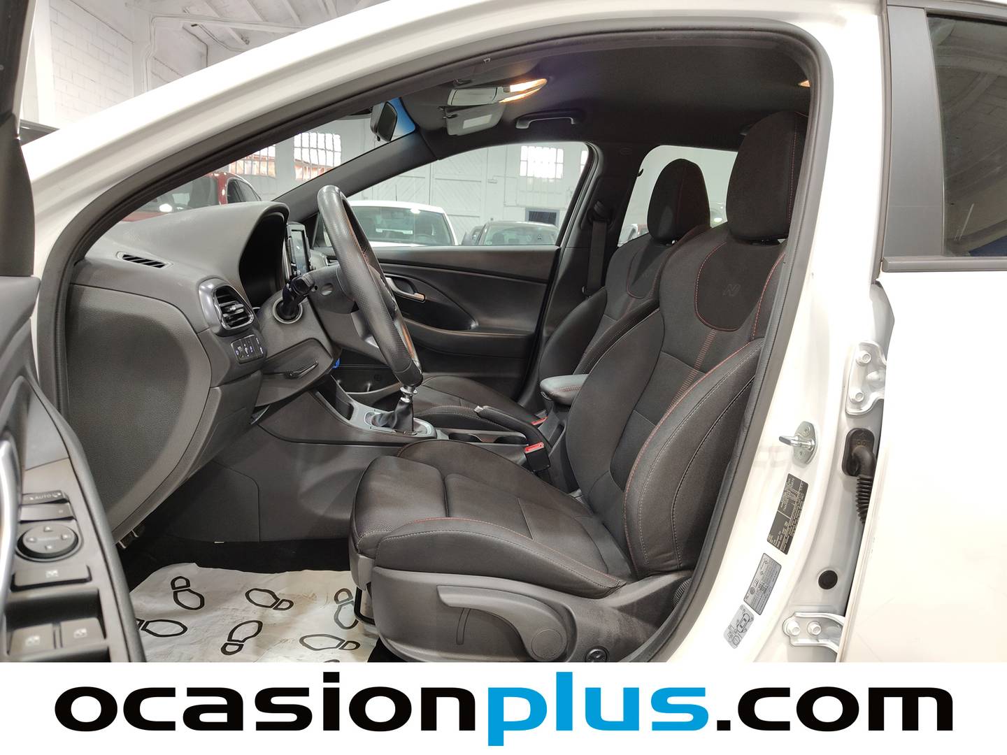 Foto asientos delanteros Hyundai i30 Hyundai i30 1.0 TGDI N-Line 30 Aniversario (120 CV)