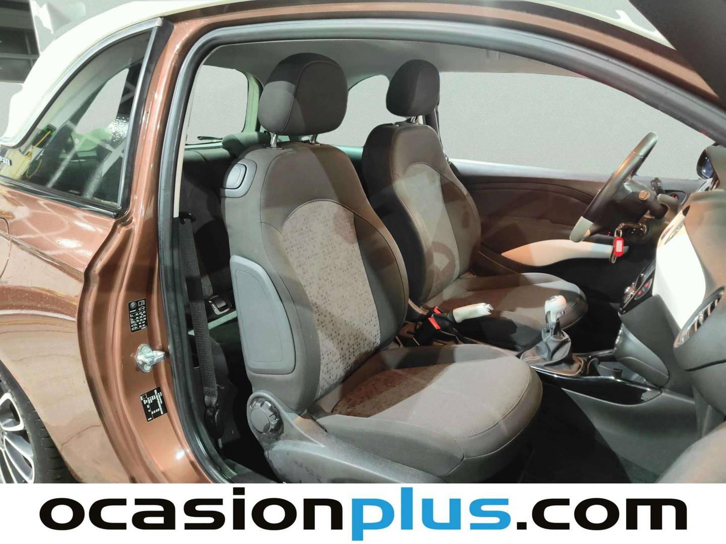 Foto Opel Adam Opel Adam 1.4 XEL Glam (87 CV)