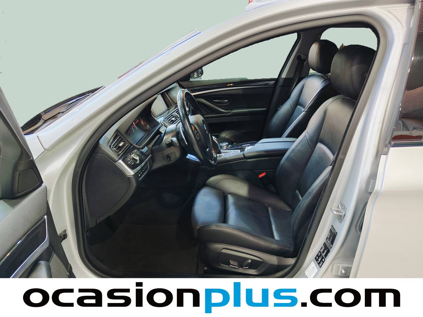Foto asientos delanteros BMW Serie 5 BMW Serie 5 528i xDrive (245 CV)