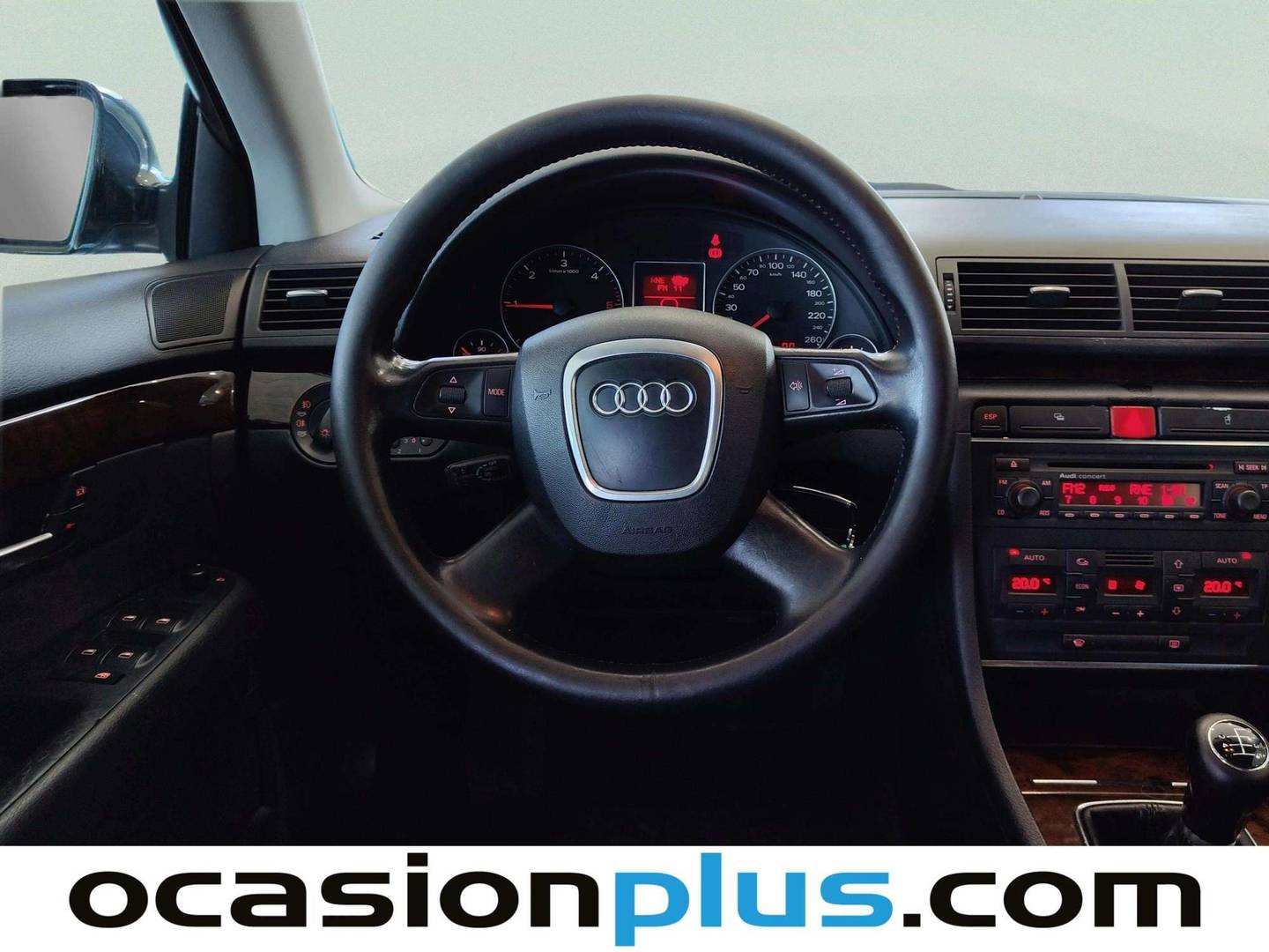 Extras y acabados del Audi A4 Audi A4 2.0 TDI (140 CV)