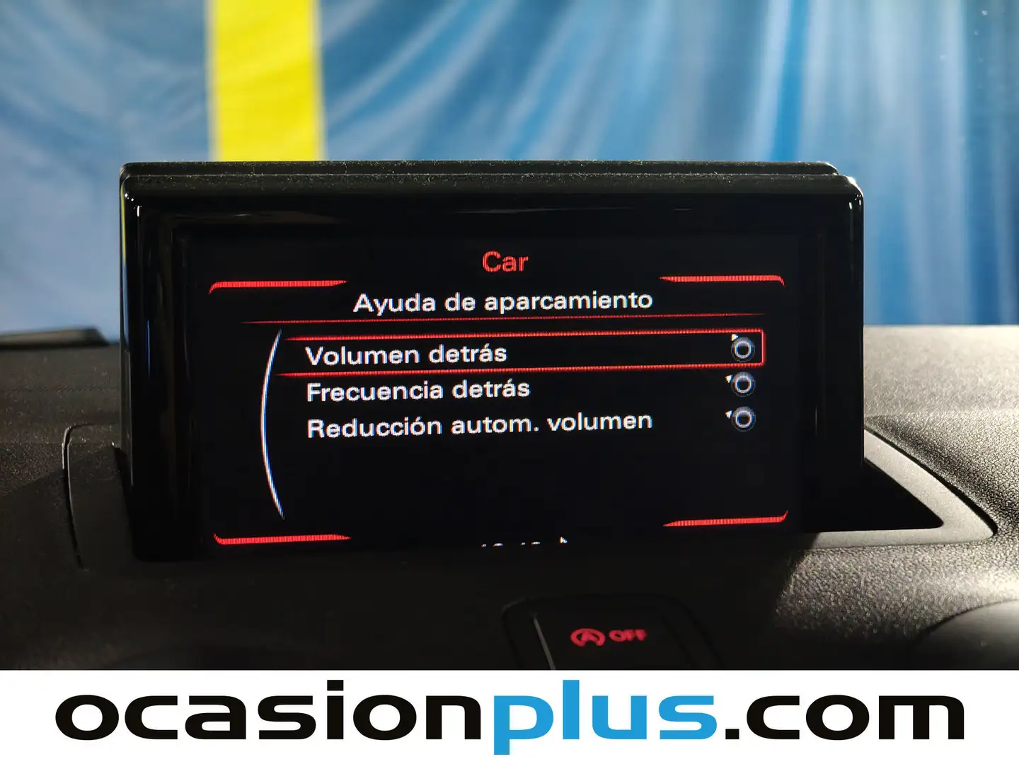 Foto Audi A1 Audi A1 Sportback Attraction 1.4 TDI (90 CV)