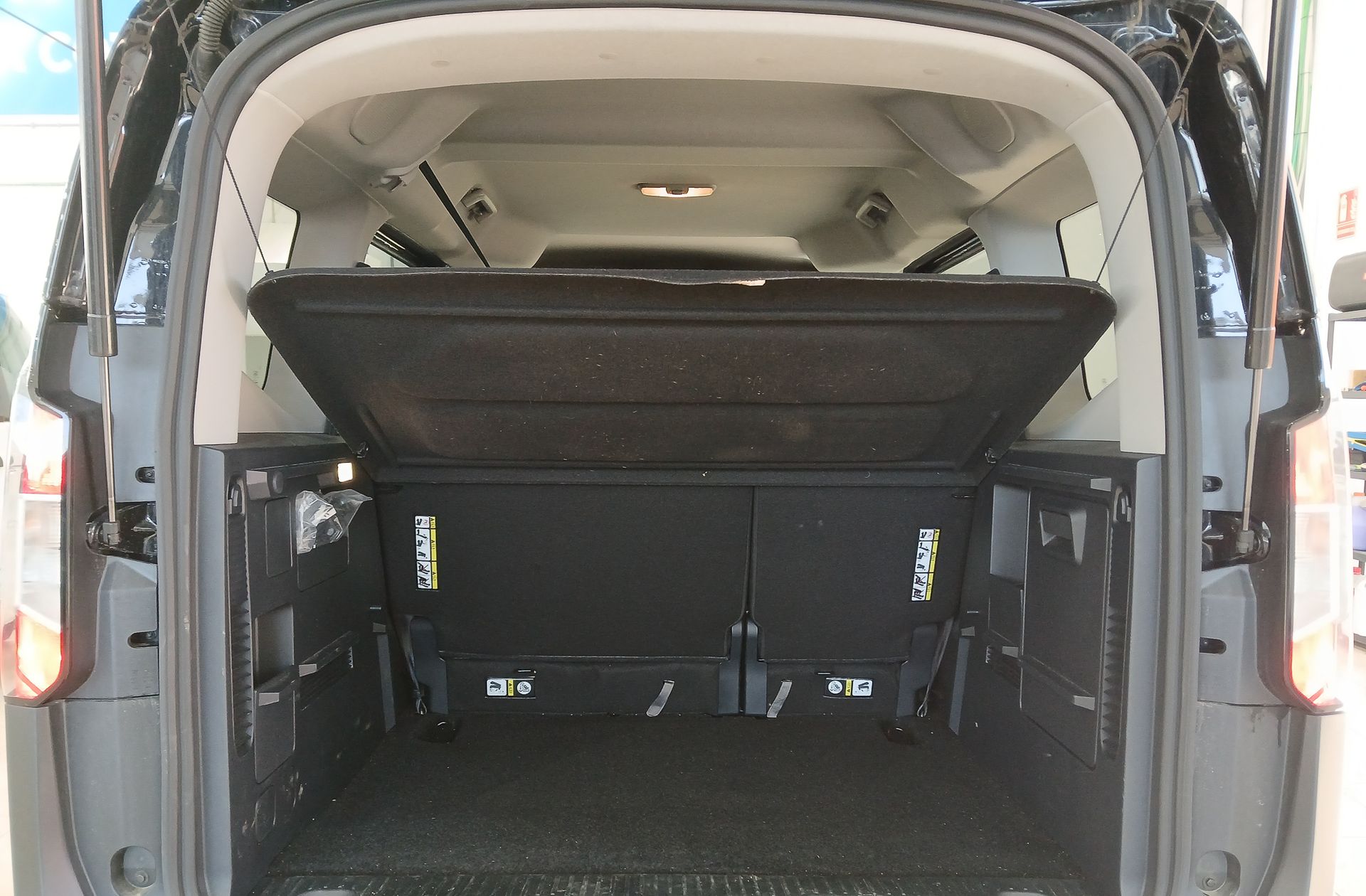 Ford Tourneo Courier 1.0 EcoBoost Active - foto 15