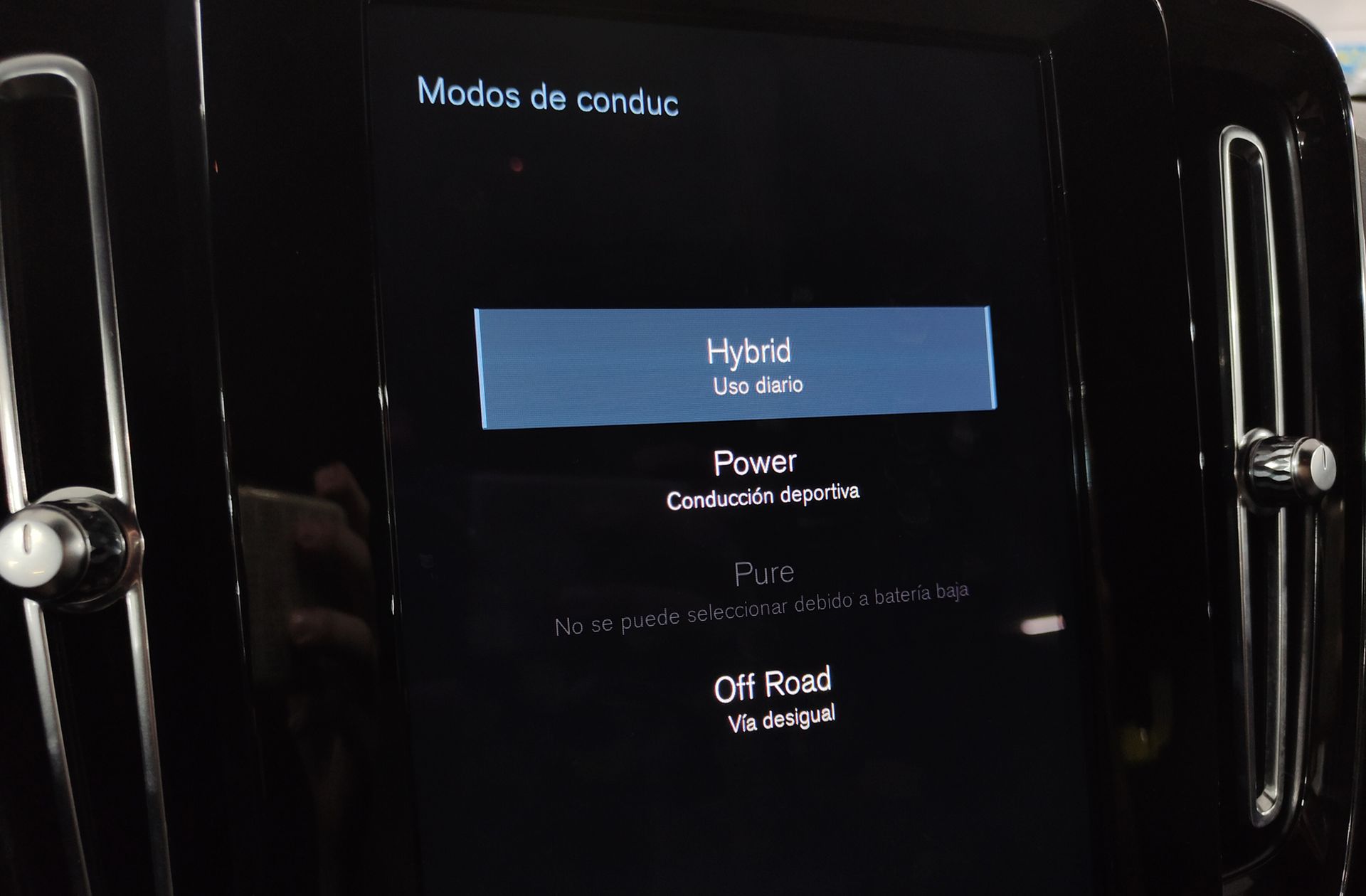 Volvo XC40 T5 Recharge PHEV Plus Dark - foto 12