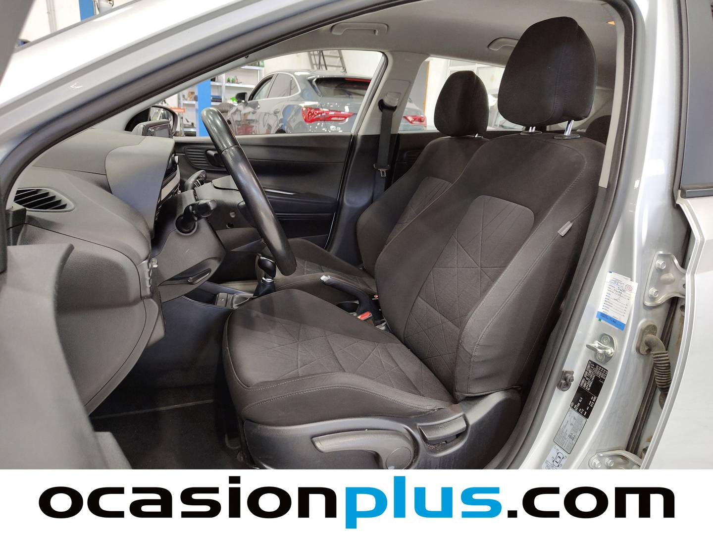 Foto asientos delanteros Hyundai Bayon Hyundai Bayon 1.0 TGDI 48V Maxx  (100 CV)