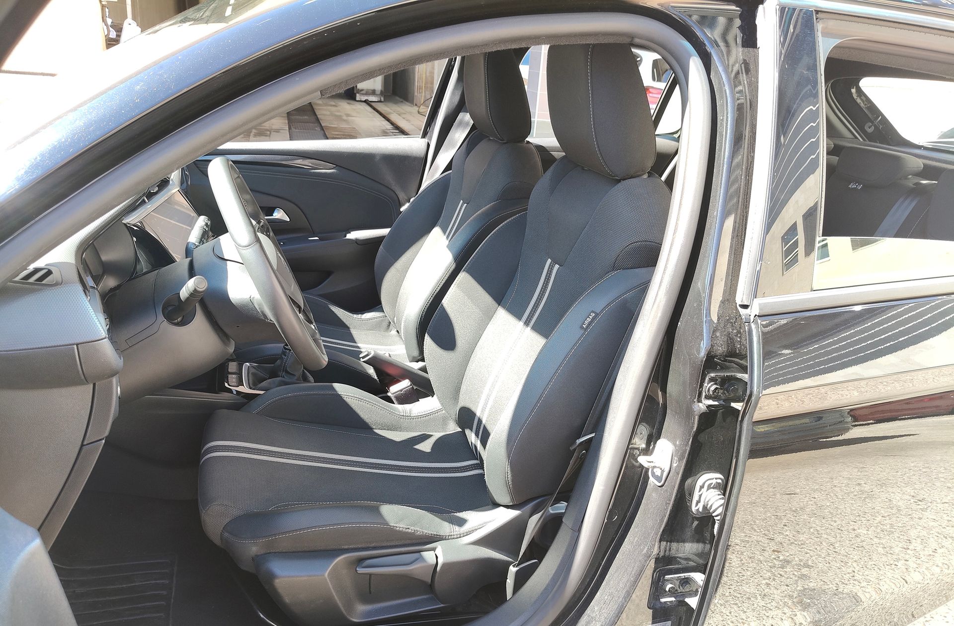 Opel Corsa 1.2 Turbo XHL Edition - foto 10