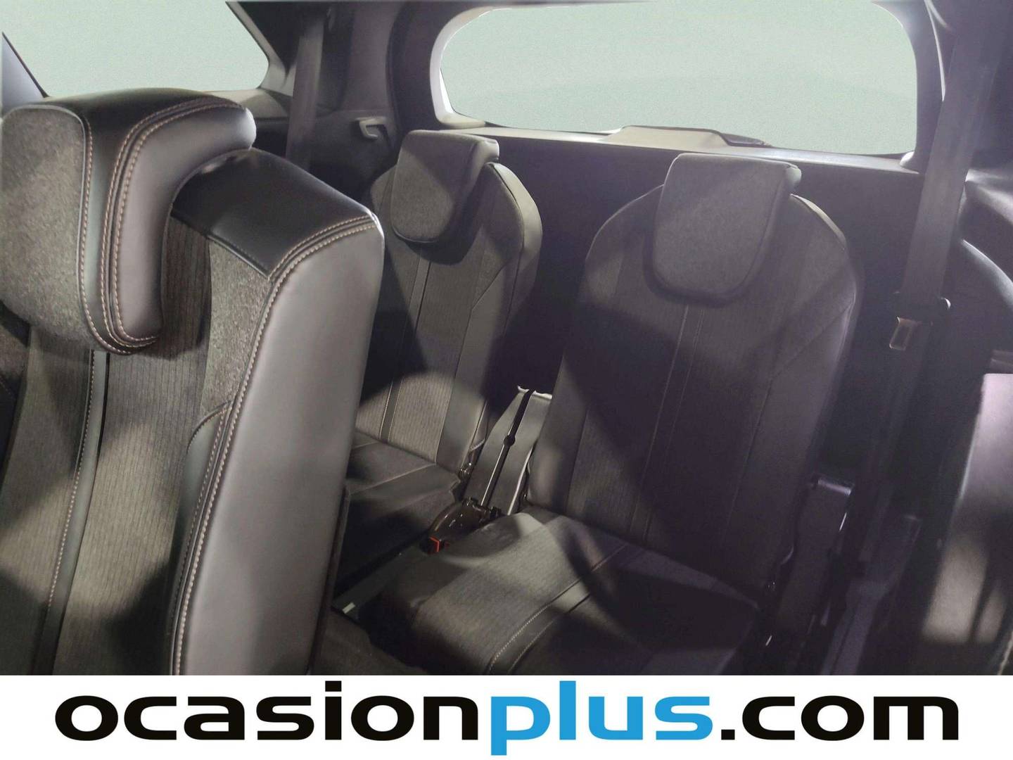 Foto asientos delanteros Peugeot 5008 Peugeot 5008 BlueHDI 180 S&S GT-Line EAT8 (180 CV) 7 Plazas