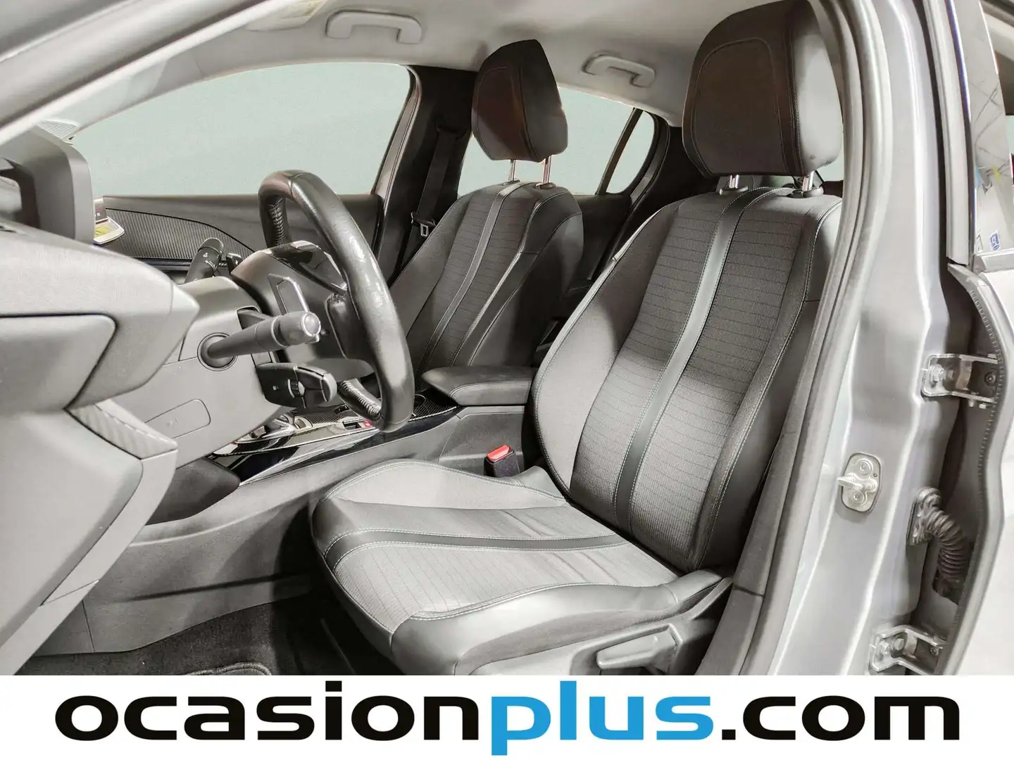 Foto Peugeot 208 Peugeot 208 PureTech 130 S&S Allure EAT8 (130 CV)