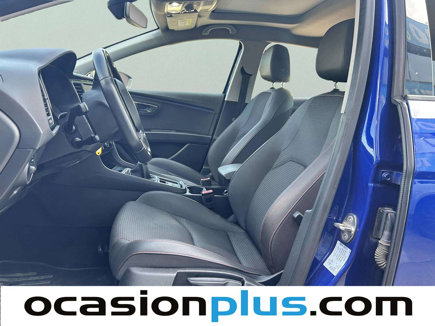 Foto asientos delanteros Seat León Seat León 1.5 TSI S&S FR (150 CV)