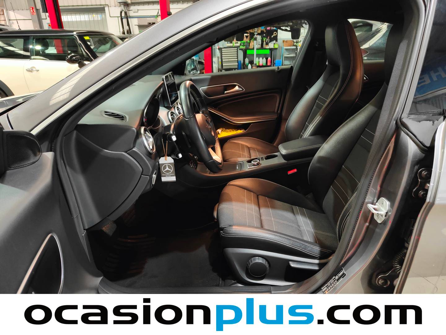 Foto Mercedes CLA Mercedes-Benz CLA 180 (122 CV)