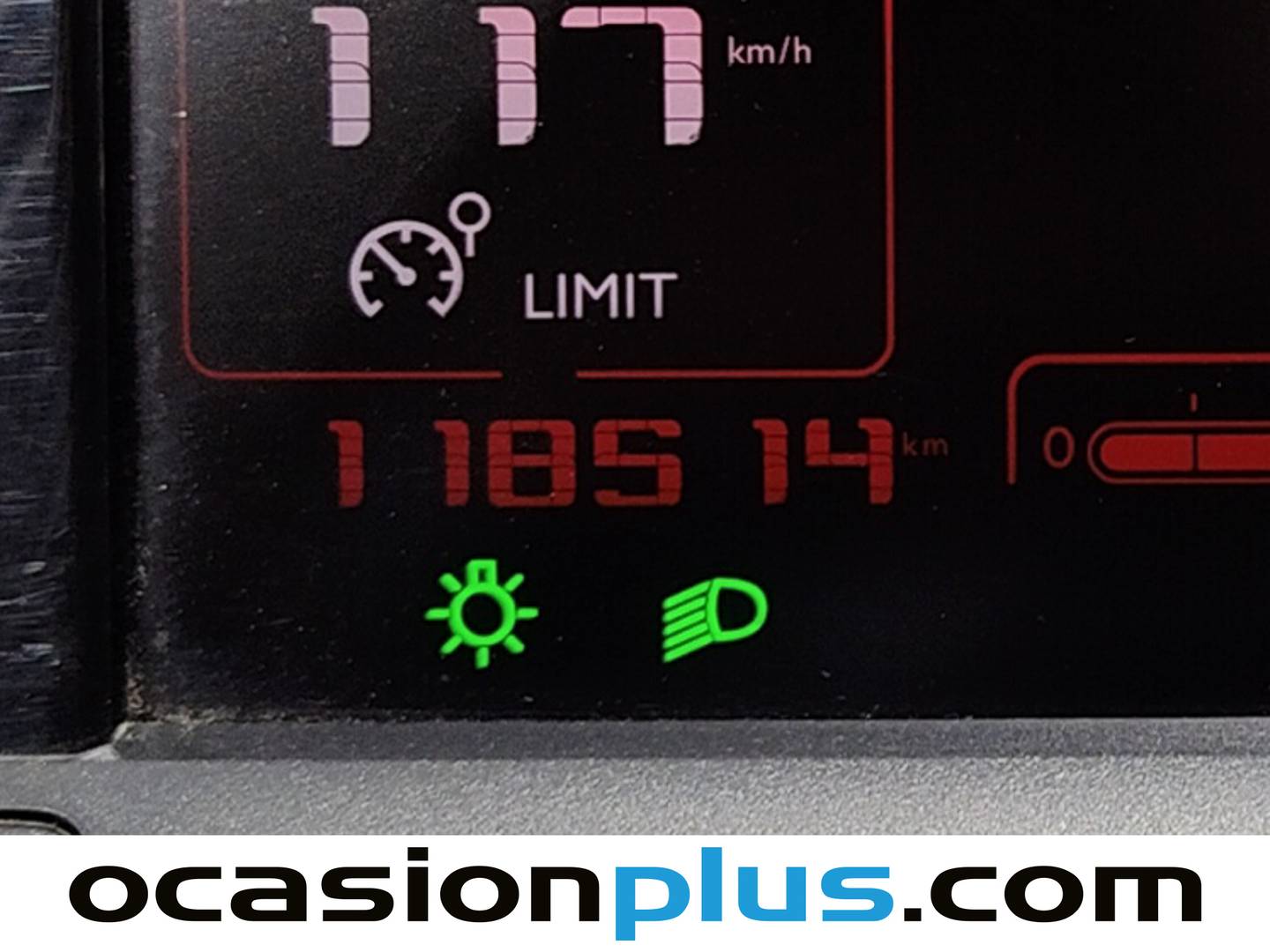 Foto Citroën C4 Cactus Citroen C4 Cactus BlueHDi 100 S&S Feel ETG6 (100 CV)