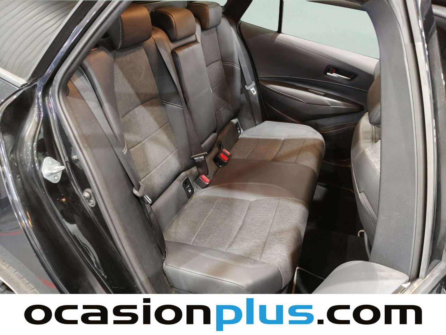 Toyota Corolla Toyota Corolla Touring Sports 180H Style E-CVT 132 kW (180 CV) al mejor precio