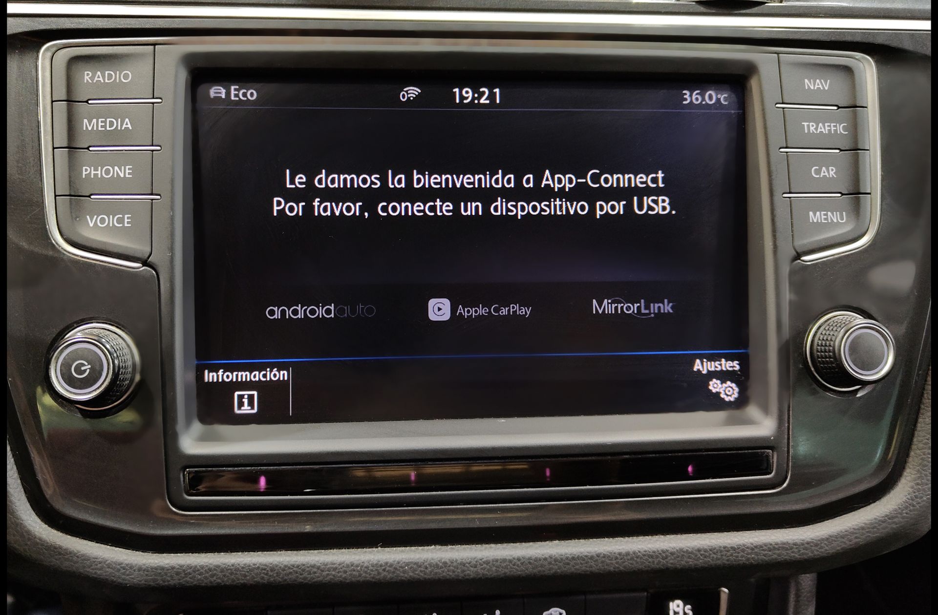 Volkswagen Tiguan Sport 2.0 TDI BMT 4Motion - foto 10