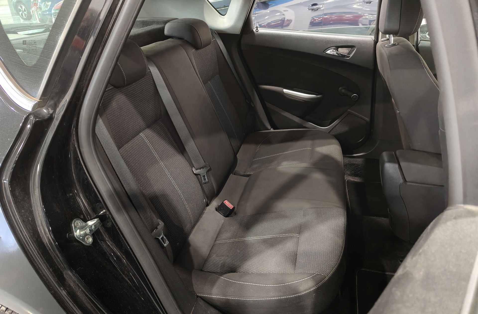 Opel Astra 1.4 Turbo Sport - foto 12