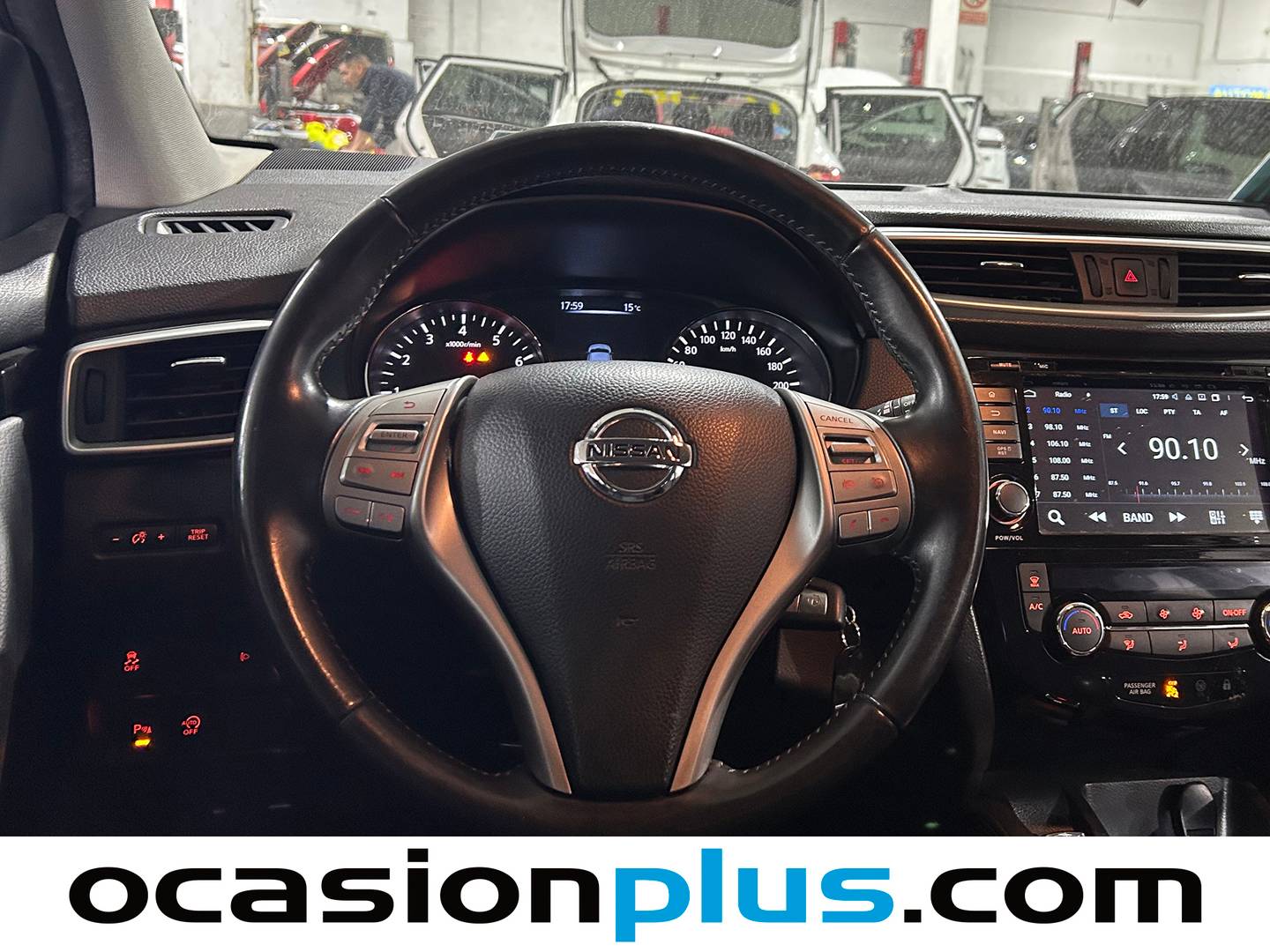 Foto Nissan QASHQAI Nissan Qashqai DIG-T 115 Acenta 4x2 (115 CV)