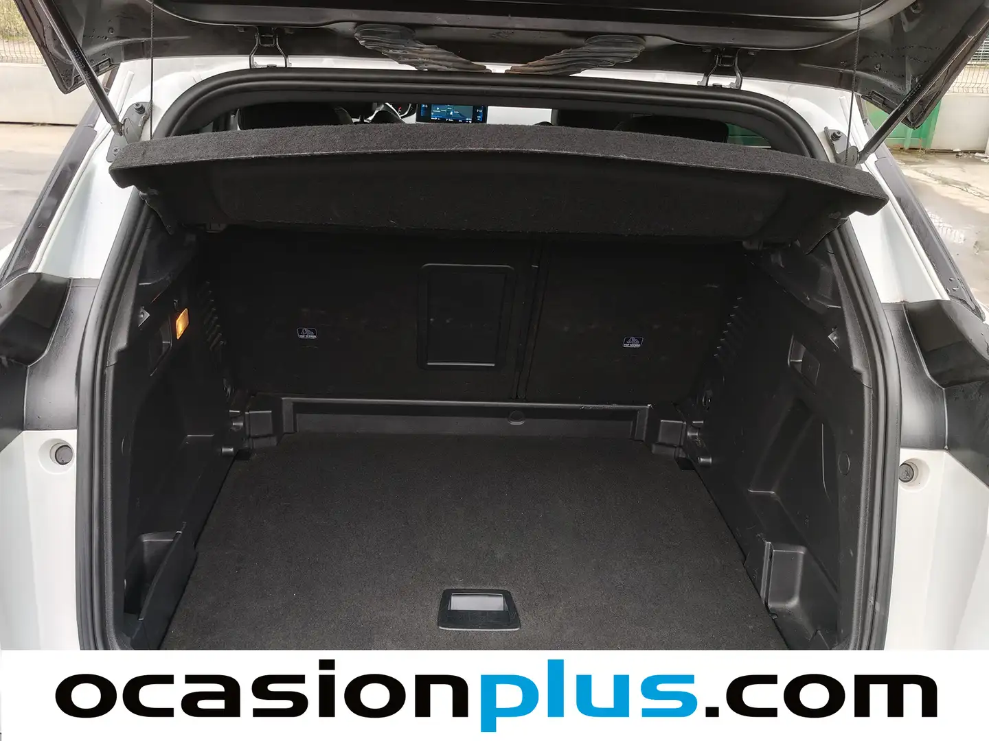 Foto Peugeot 3008 Peugeot 3008 PureTech 130 S&S Allure Pack (130 CV)