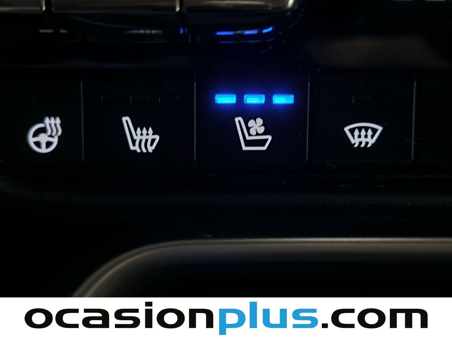 Foto Mazda CX-60 Mazda CX-60 e-Skyactiv D MHEV Homura Com-P 8AT (200 CV)