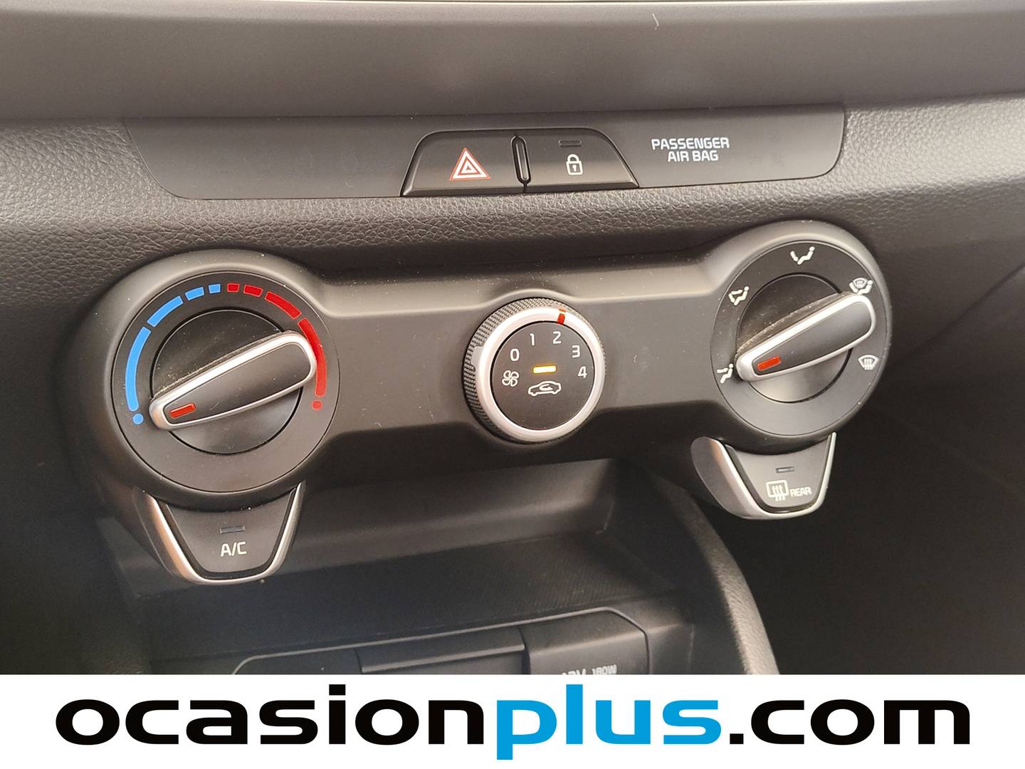 Acabados KIA Stonic KIA Stonic 1.0 T-GDi MHEV MT Concept (100 CV)