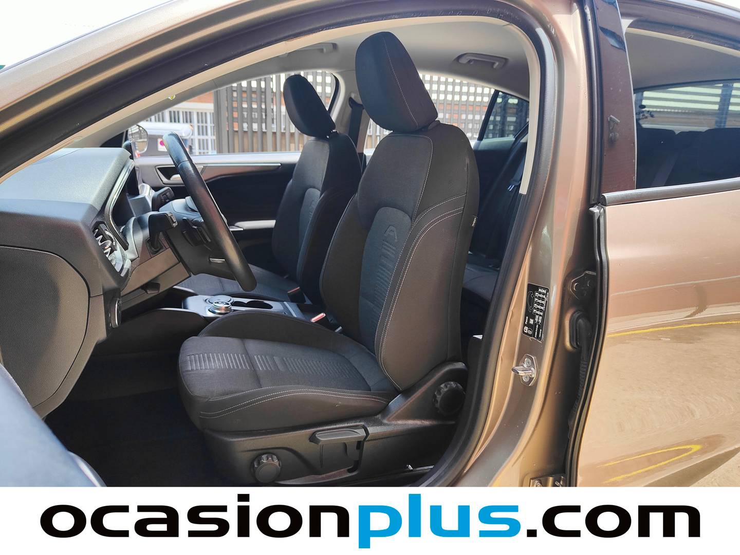 Foto asientos delanteros Ford Focus Ford Focus 1.0 Ecoboost Active Auto  (125 CV)