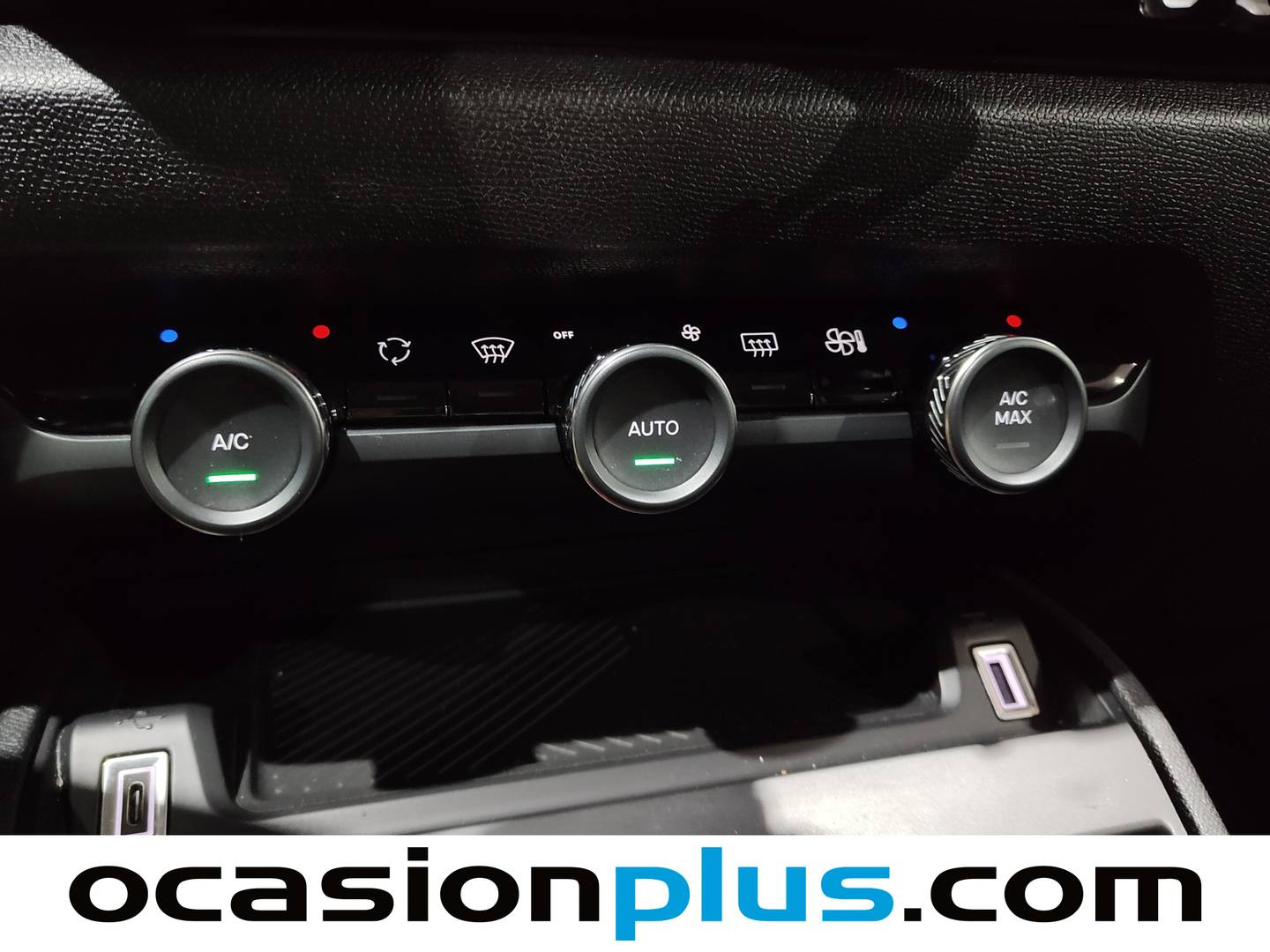 Citroën C4 Citroën C4 Hybrid 136 e-DCS6 Business Edition (136 CV) seminuevo