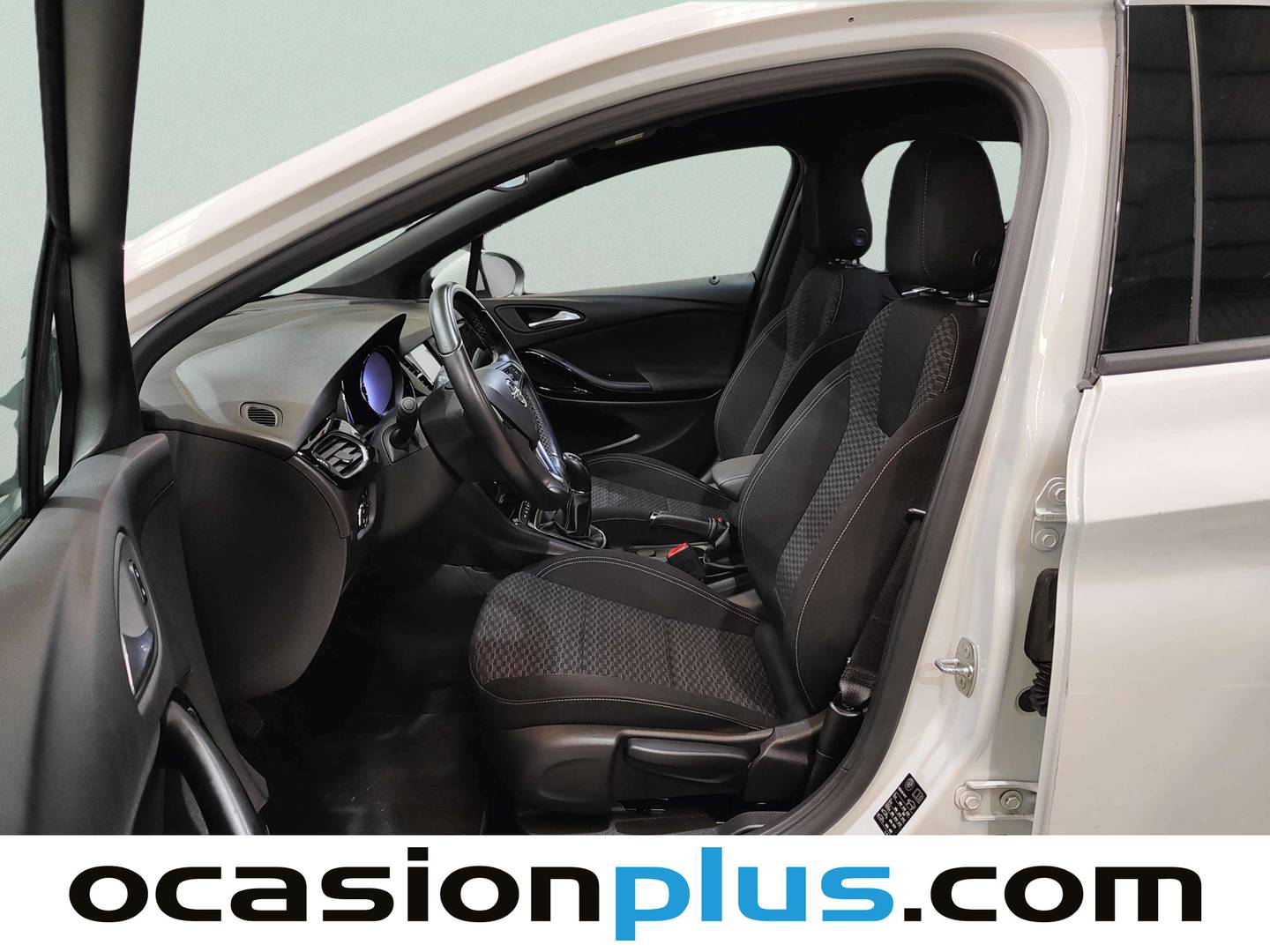 Foto asientos traseros Opel Astra Opel Astra 1.6 CDTi Dynamic (110 CV)