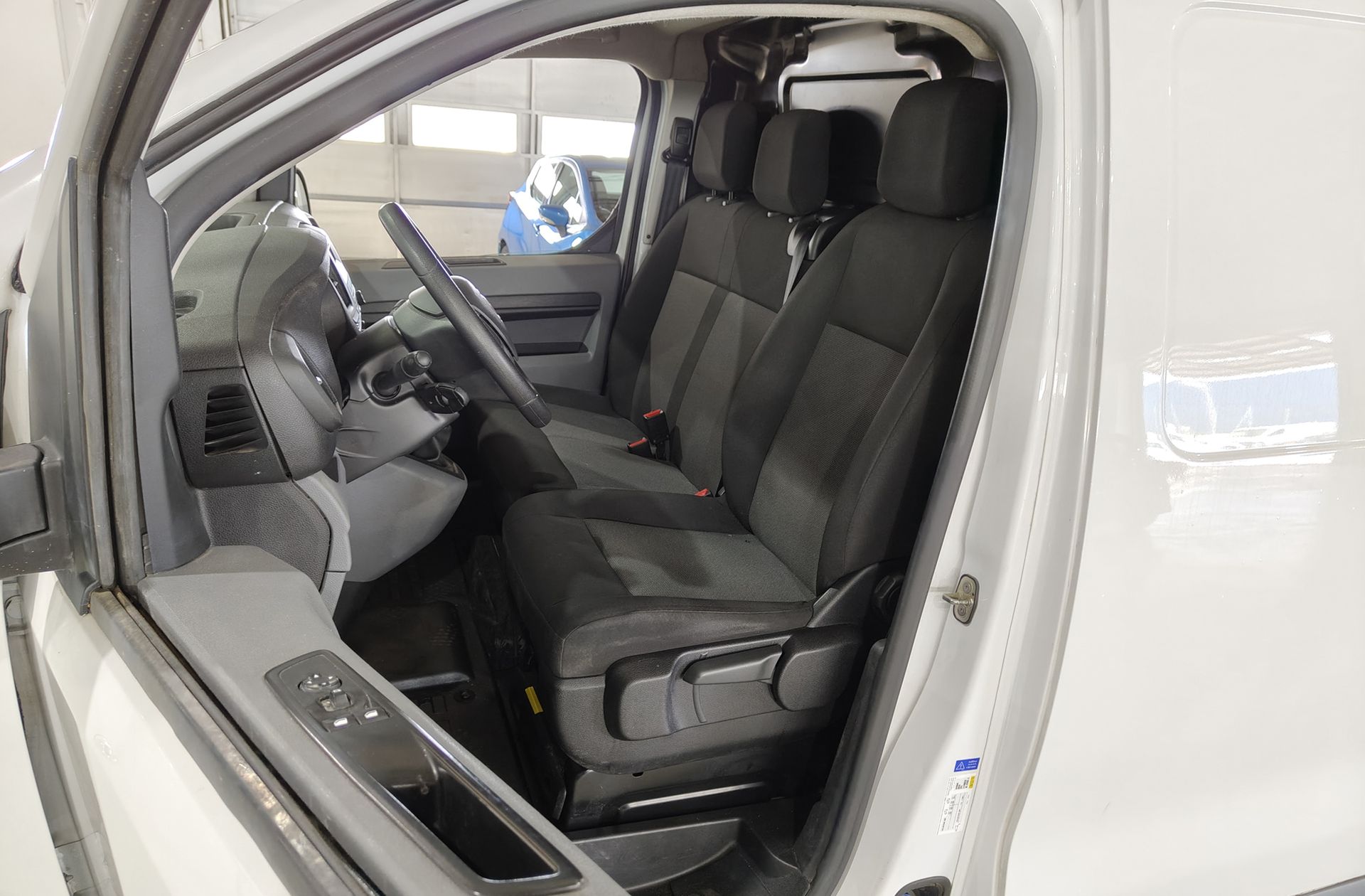 Fiat Scudo Furgon 2.0 BlueHDi L3 Business - foto 8