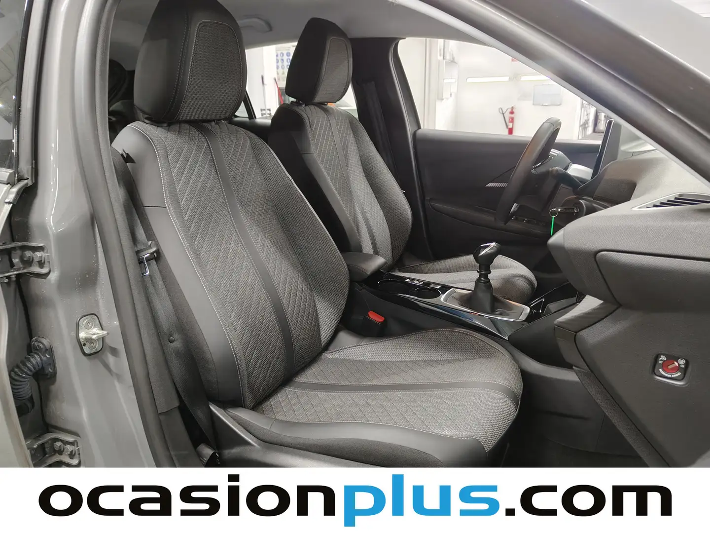 Foto Peugeot 208 Peugeot 208 PureTech 100 Allure (100 CV)