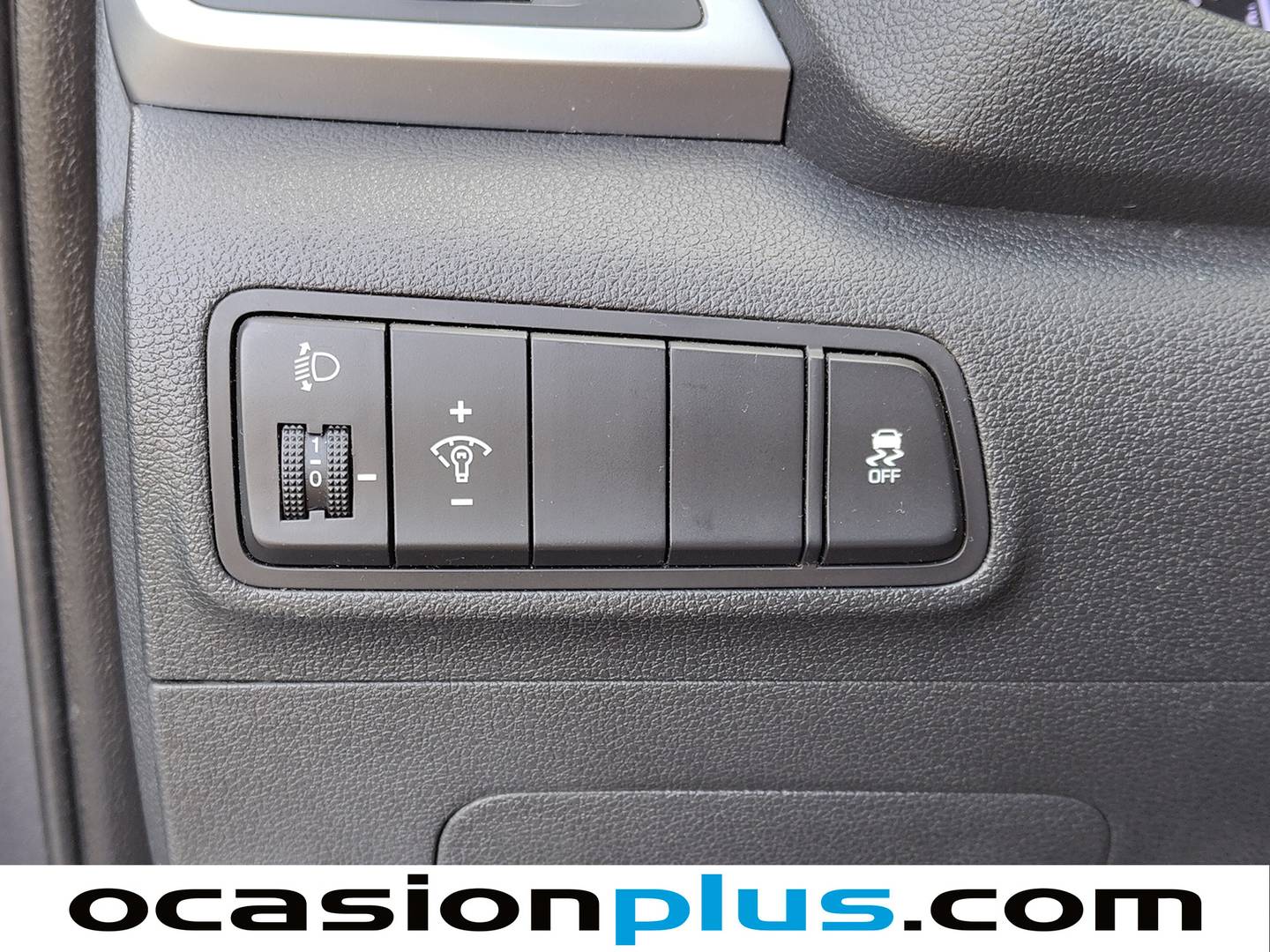 Extras y acabados del Hyundai Tucson Hyundai Tucson 1.6 GDI BlueDrive Essence 4x2 (131 CV)