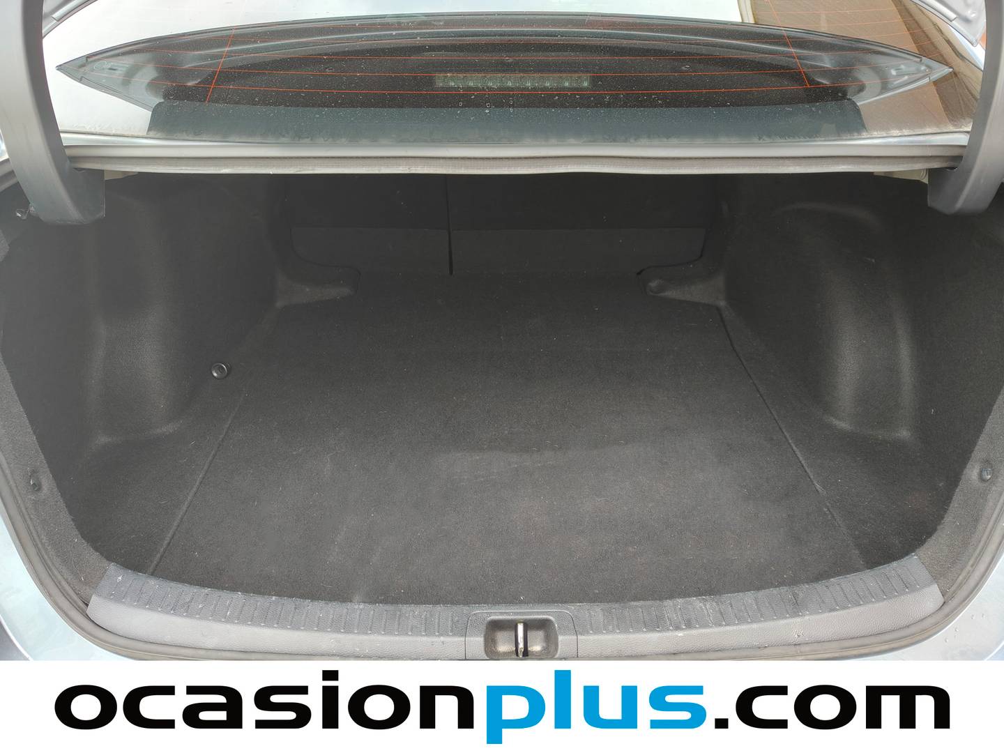 Fotos maletero Toyota Corolla Toyota Corolla 1.8 125 Híbrido Active Tech E-CVT Sedán (122 CV)