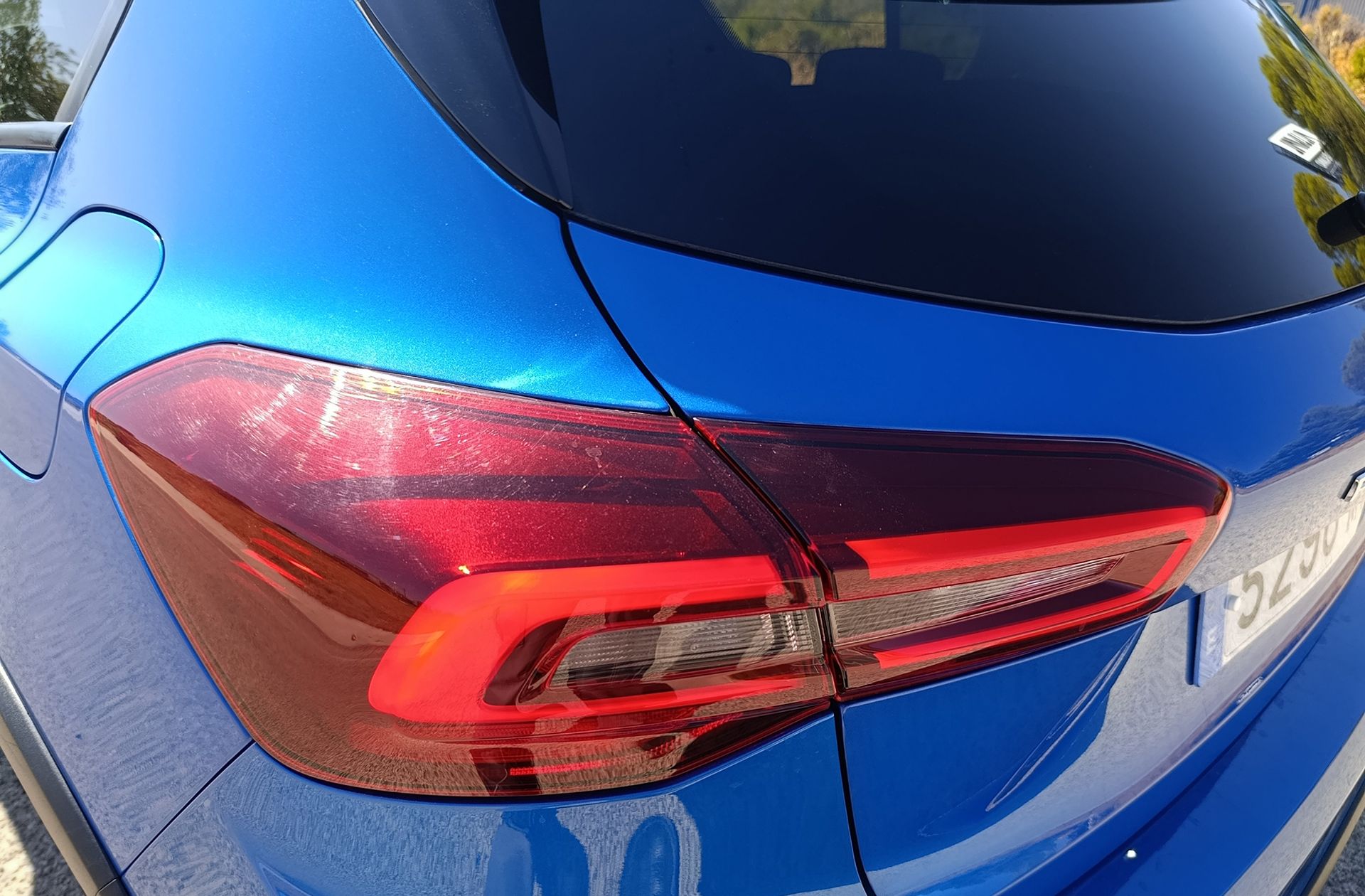 Ford Focus 1.0 EcoBoost MHEV Active - foto 16