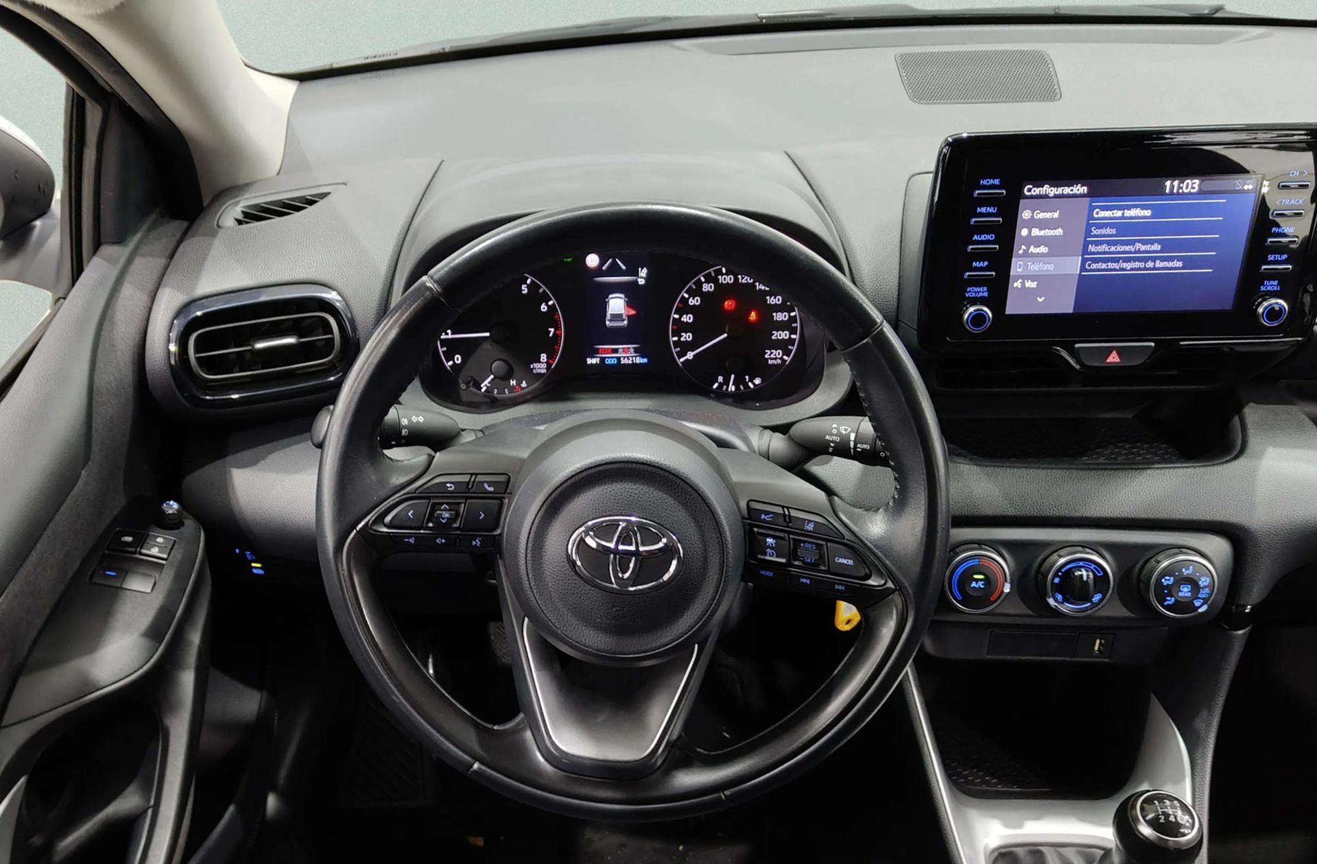 Toyota Yaris 1.0 70 Business - foto 19