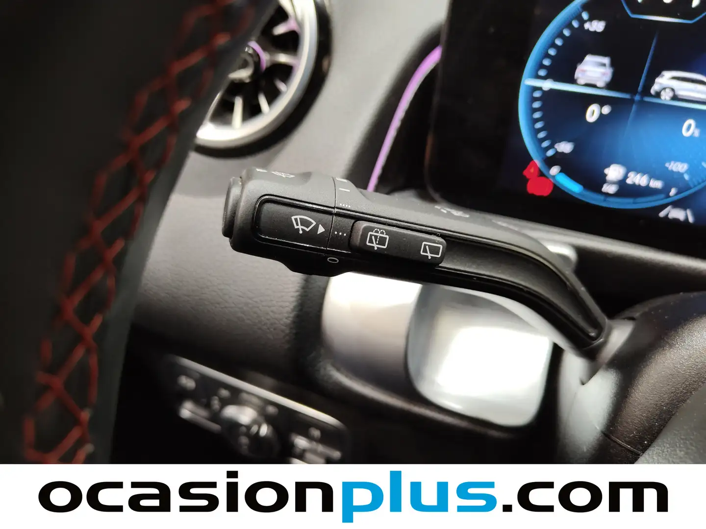 Foto Mercedes GLB Mercedes-Benz GLB 200 d 4Matic Pack AMG (150 CV)