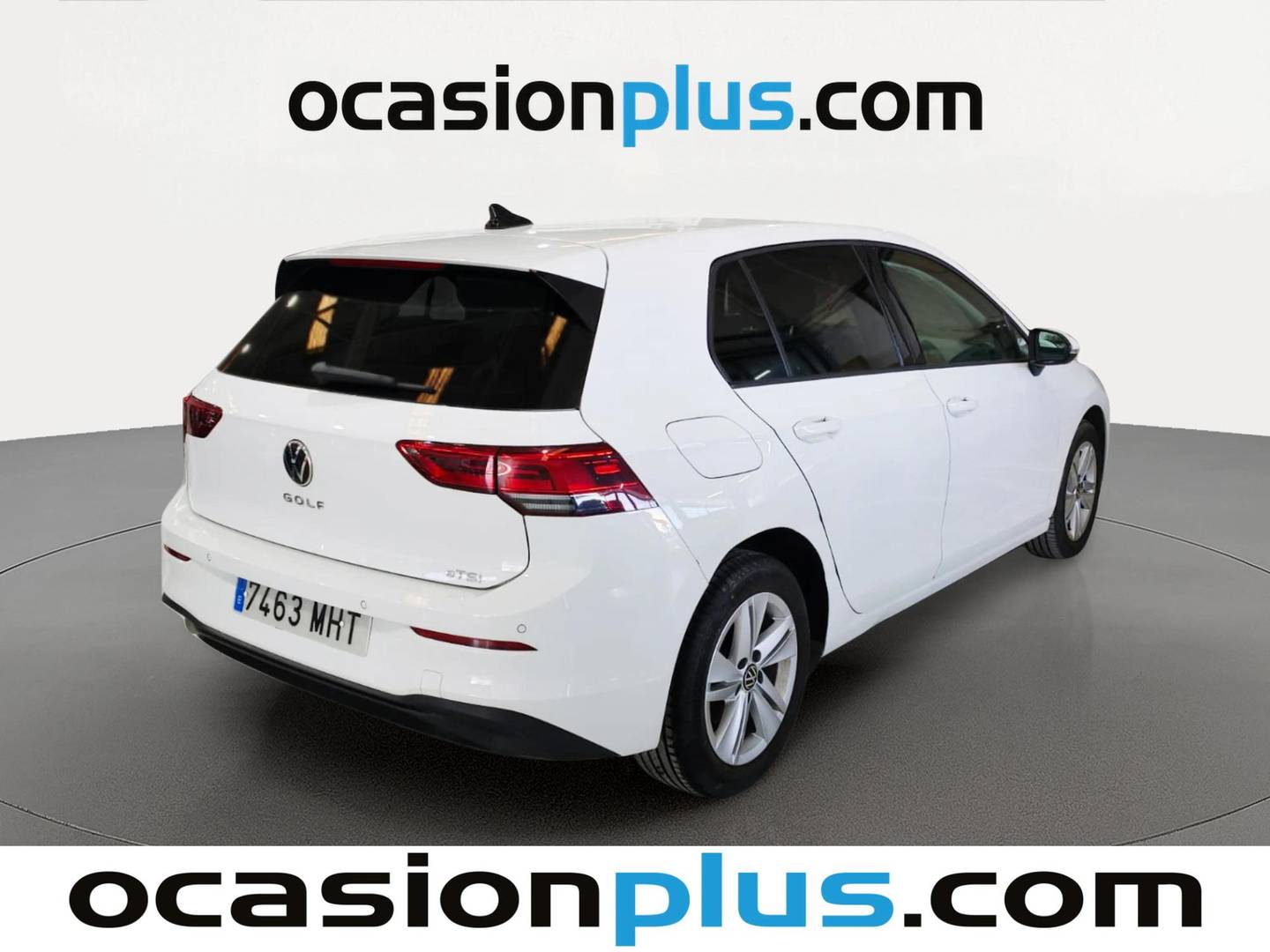 Foto trasera Volkswagen Golf Volkswagen Golf Life 1.0 eTSI (110 CV) DSG derecha