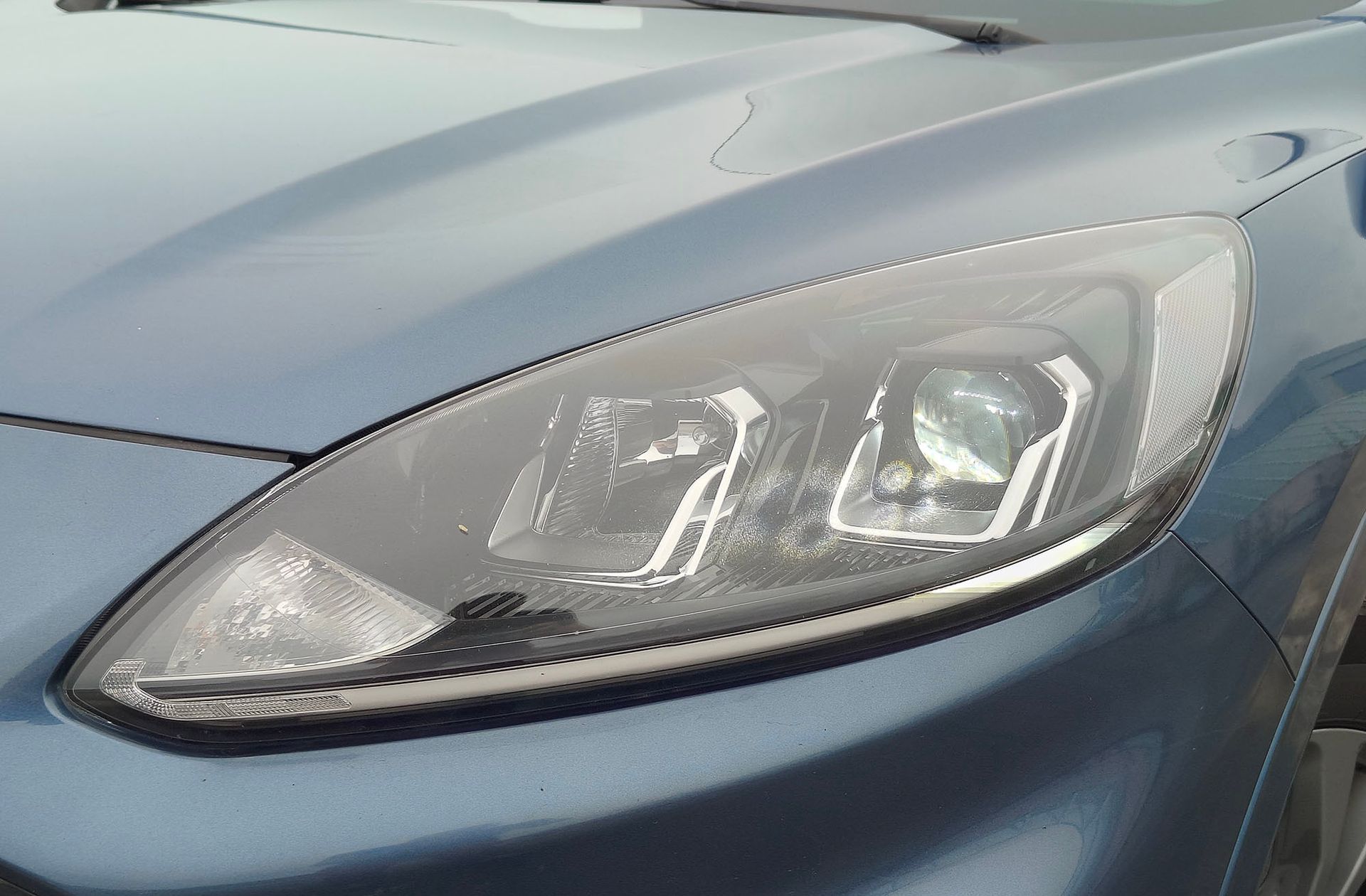 Ford Kuga 1.5 EcoBlue ST-Line - foto 15