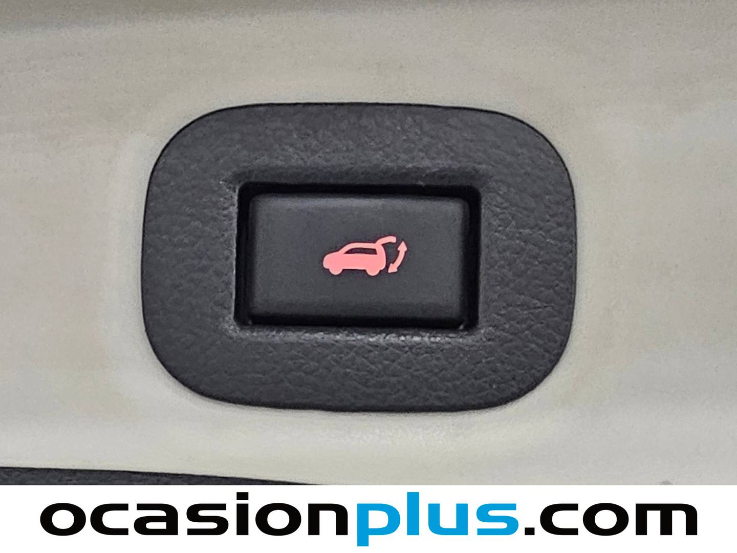 Extras del Nissan X-TRAIL Nissan X-Trail 1.6 dCi N-Connecta (130 CV)