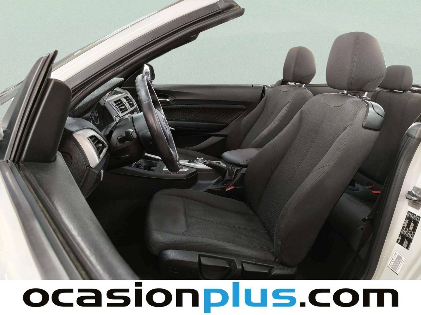 Foto asientos delanteros BMW Serie 2 BMW Serie 2 218d Cabrio (150 CV)