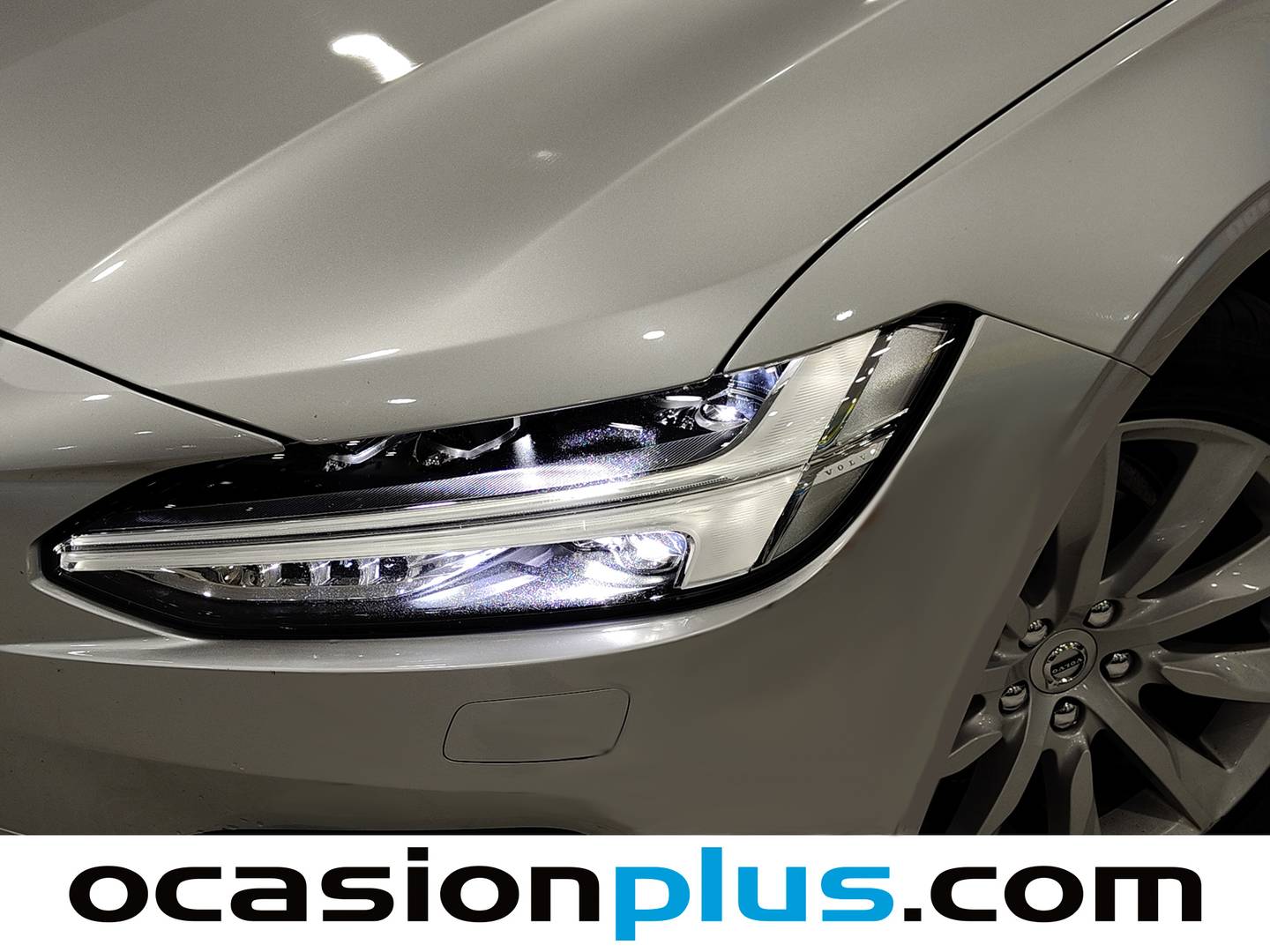 Acabados Volvo S90 Volvo S90 2.0 D4 Momentum Auto (190 CV)