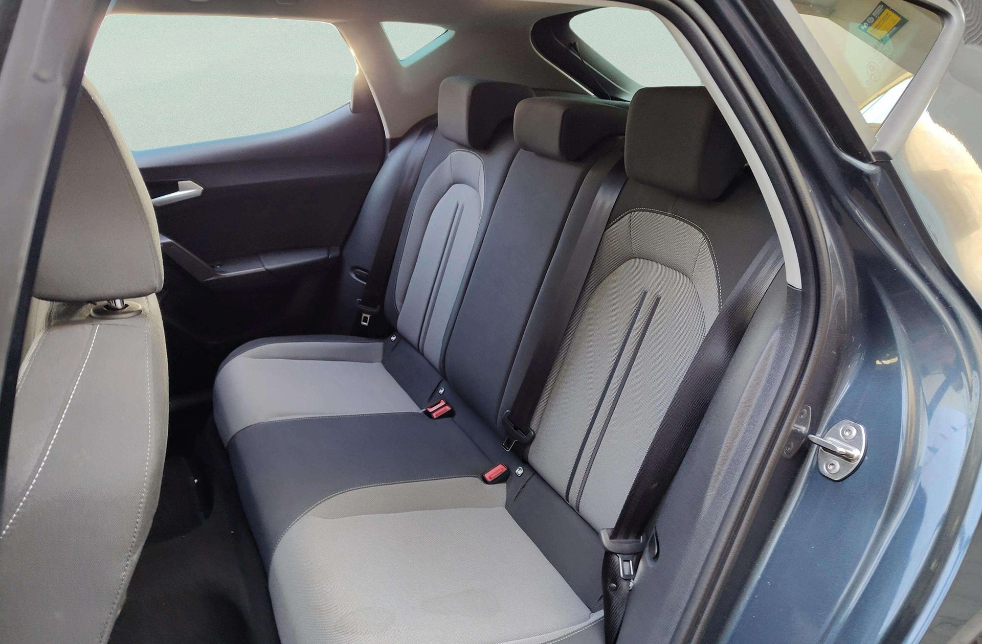 SEAT León 1.0 TSI Style 25 Aniversario - foto 11
